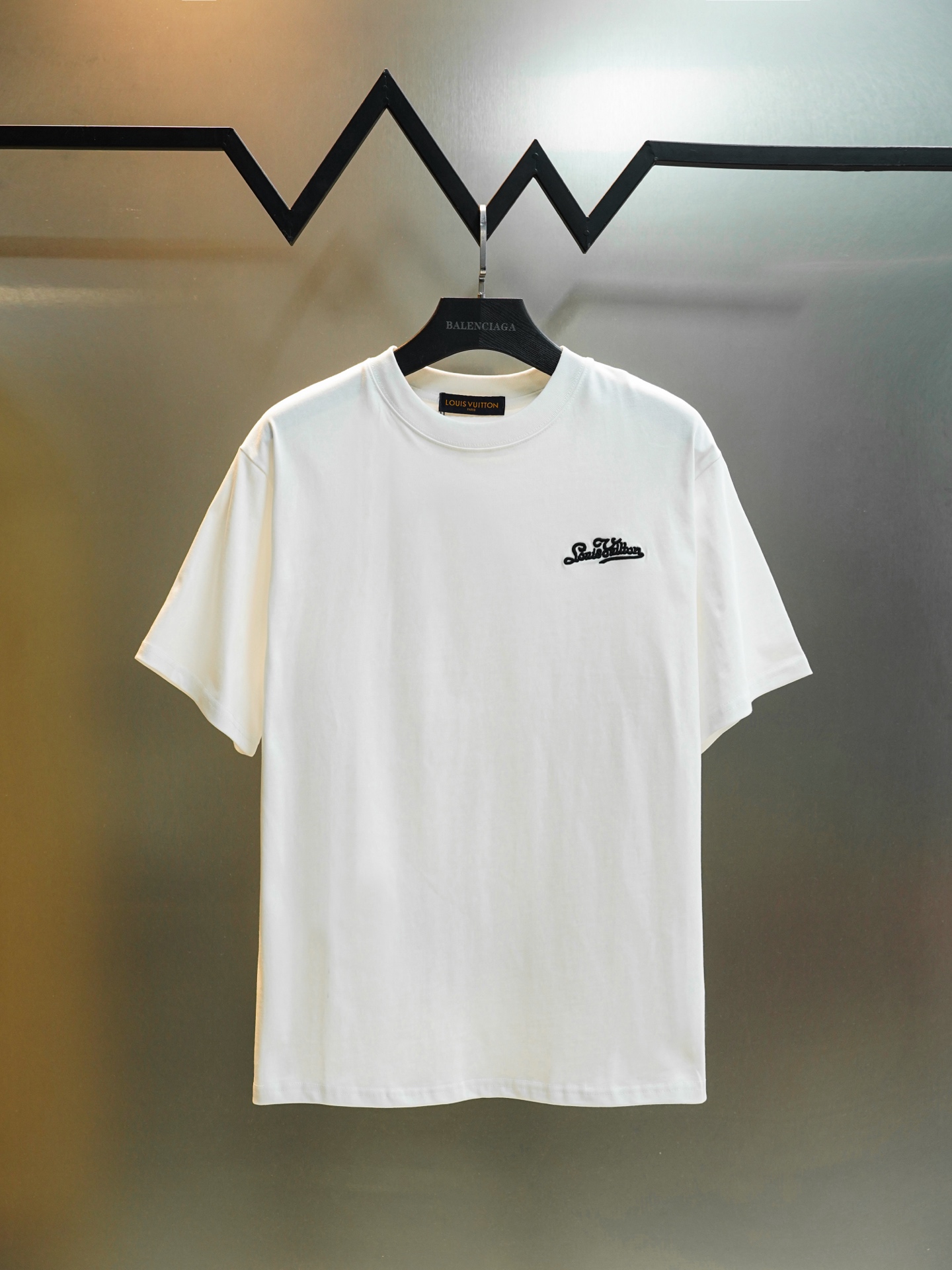 67_Louis Vuitton T-shirt