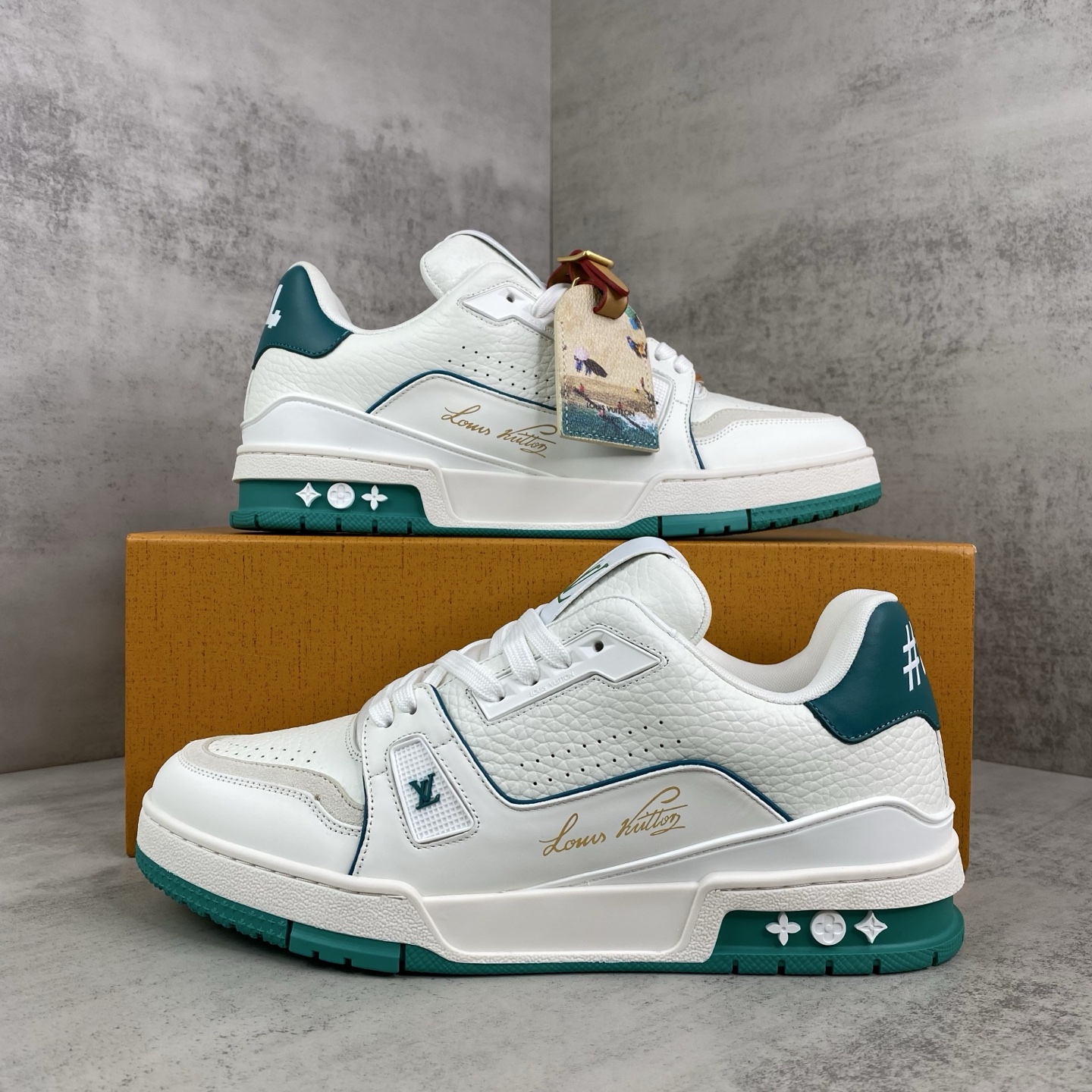 90_Louis Vuitton Trainer Shoes