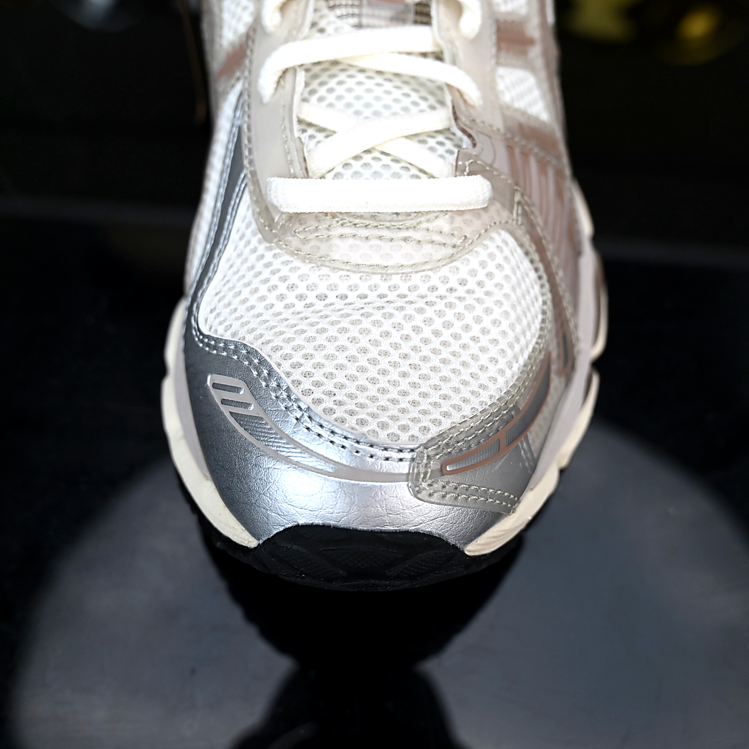 ASICS GEL-KAYANO 12.1 Cream  Chateau Gray  1203B144-100