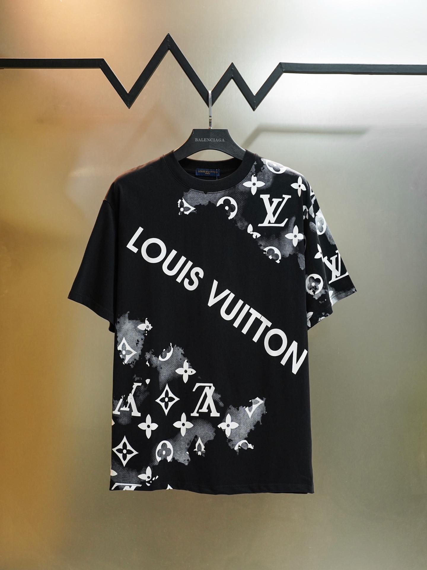 54_Louis Vuitton T-shirt