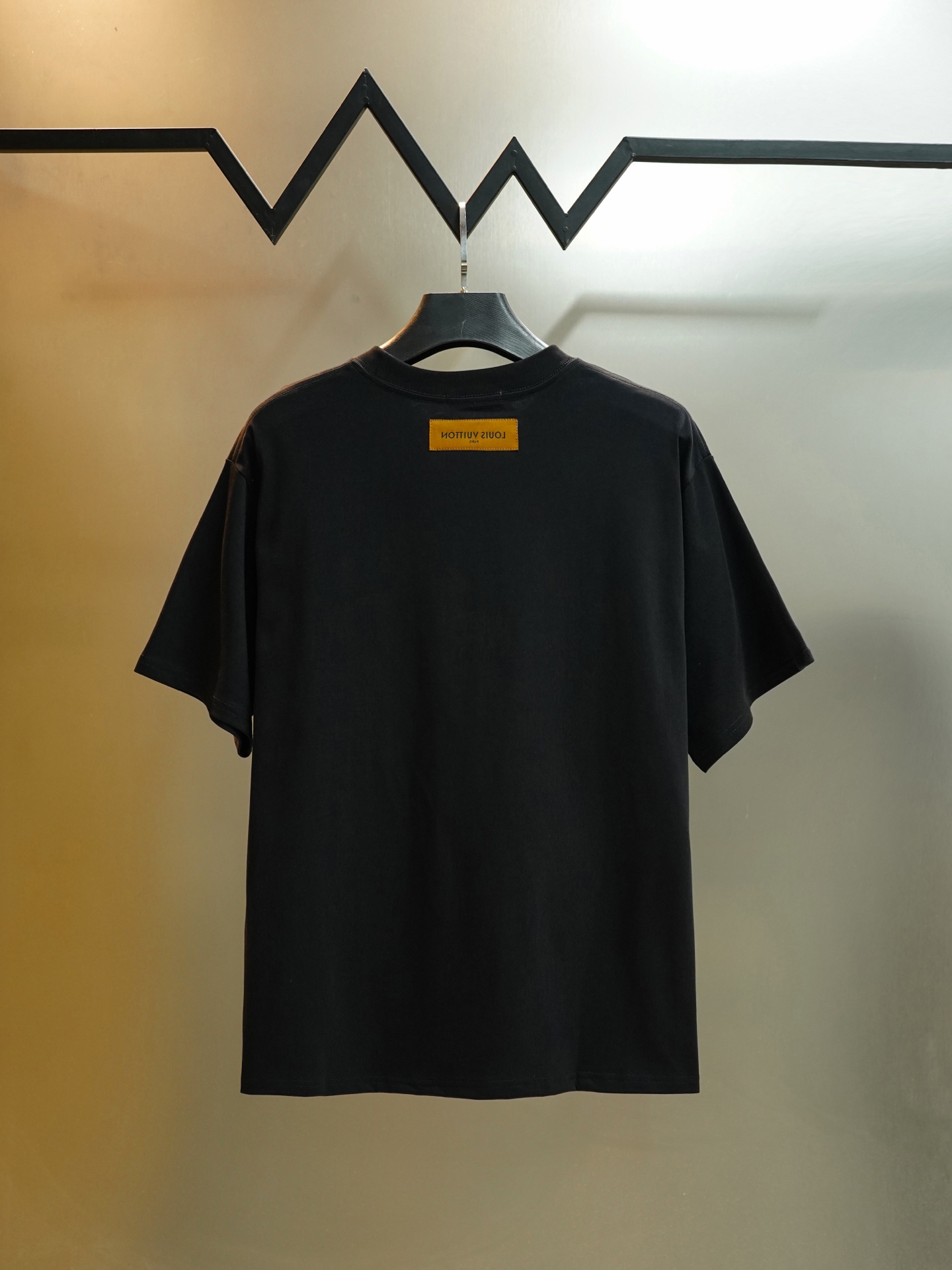 56_Louis Vuitton T-shirt
