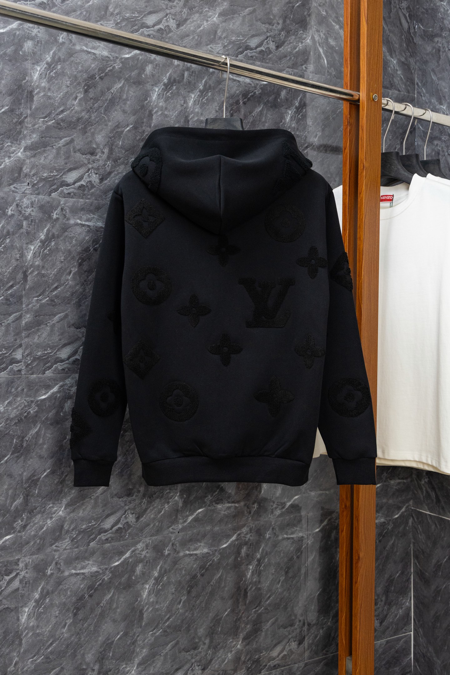 88_Louis Vuitton Hoodie