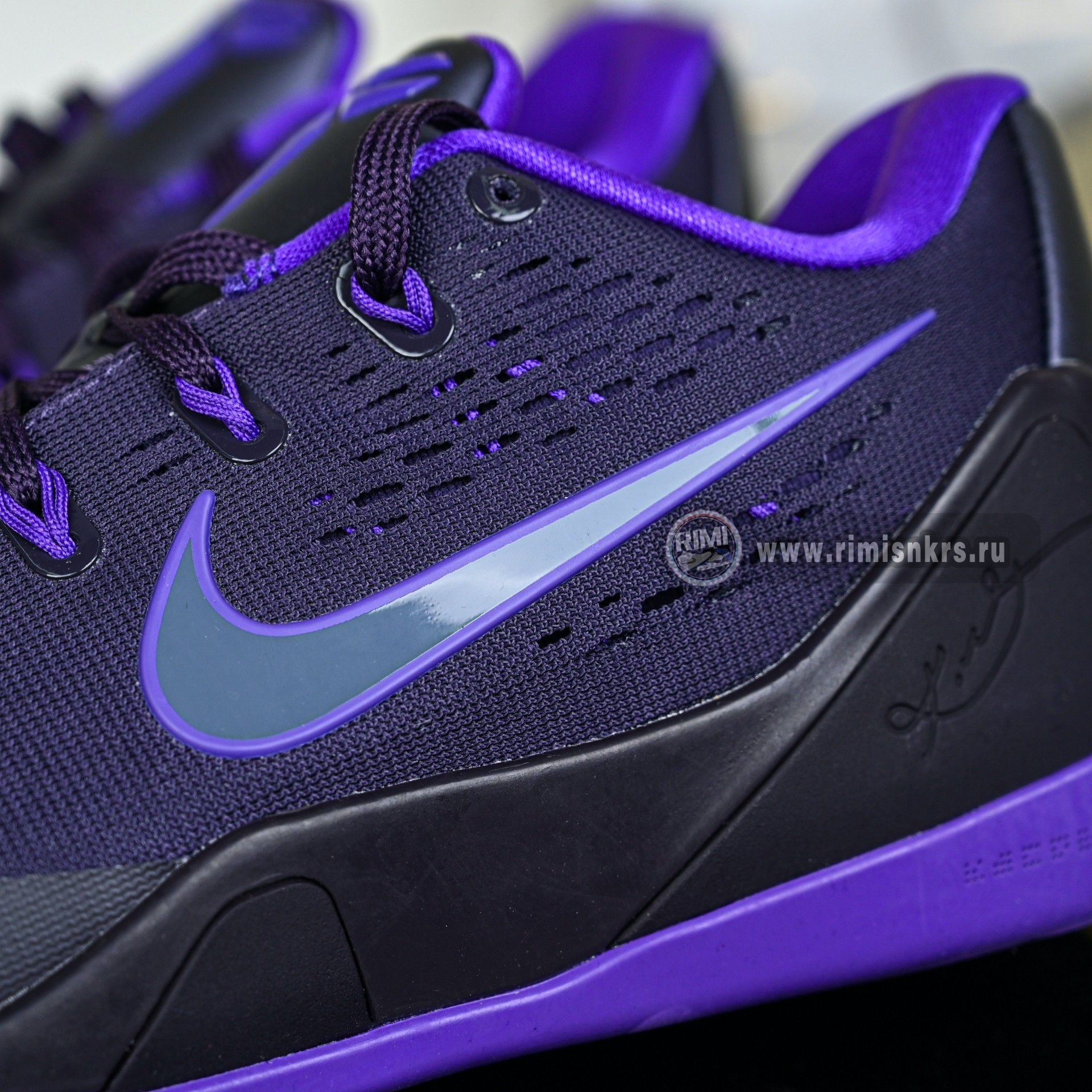 Nike Kobe 9 Elite Low EM Protro