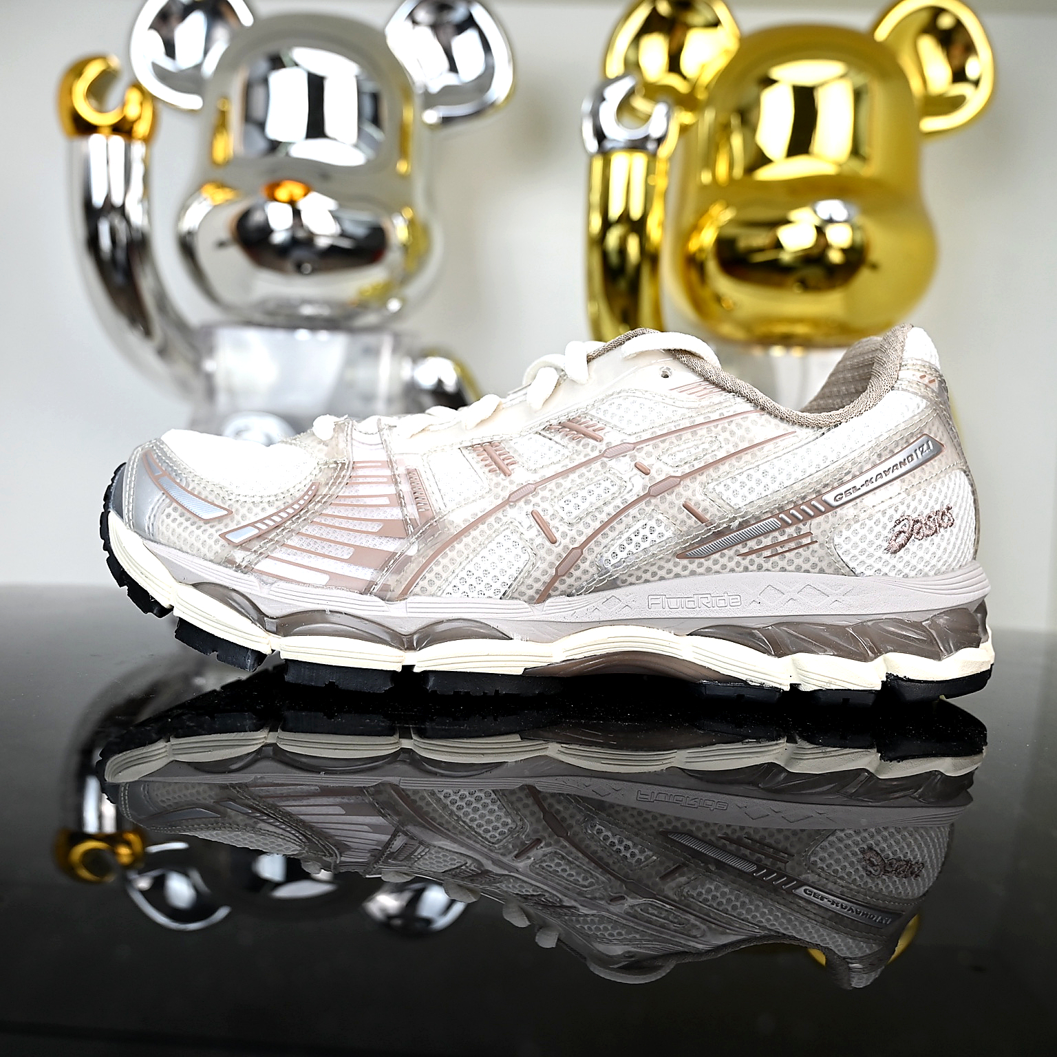 ASICS GEL-KAYANO 12.1 Cream  Chateau Gray  1203B144-100