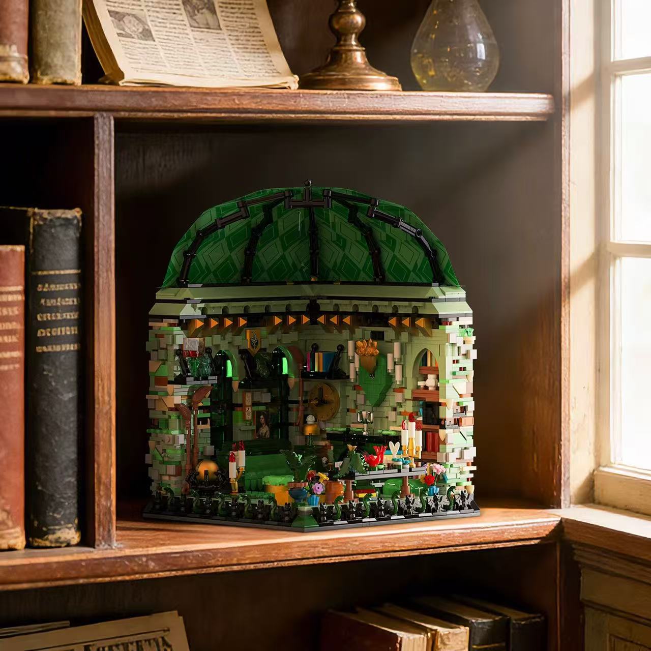 Xbert 66192 Harry Potter Slytherin Common Room with Lights - YWOBB