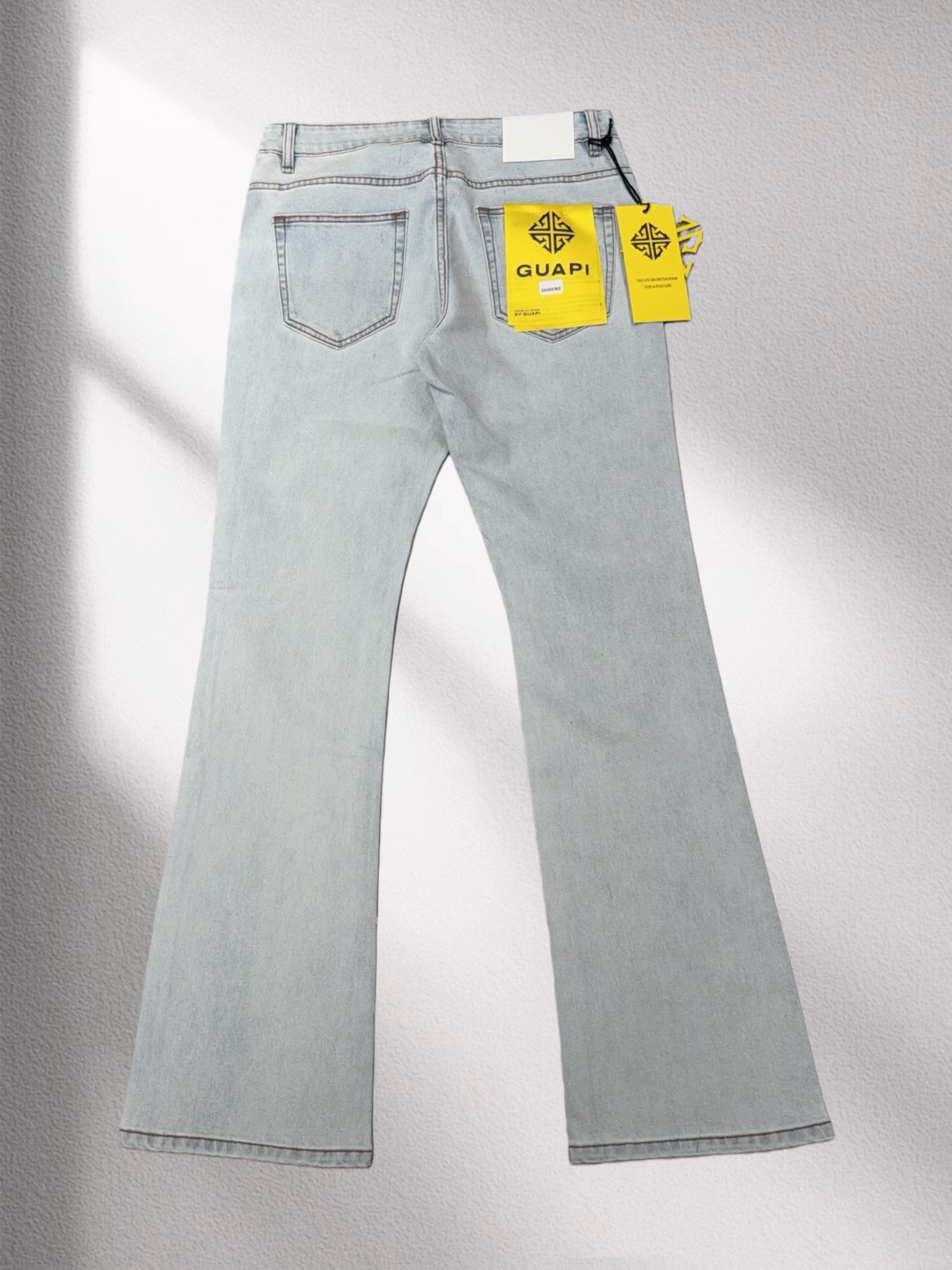 108_Guapi  Jeans
