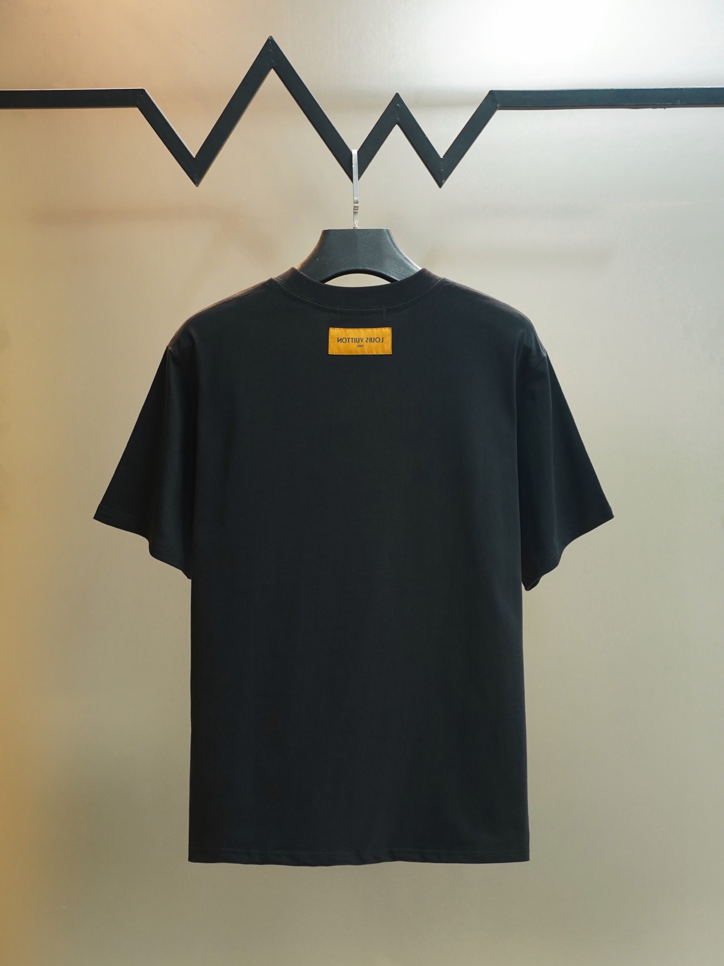 77_Louis Vuitton T-shirt