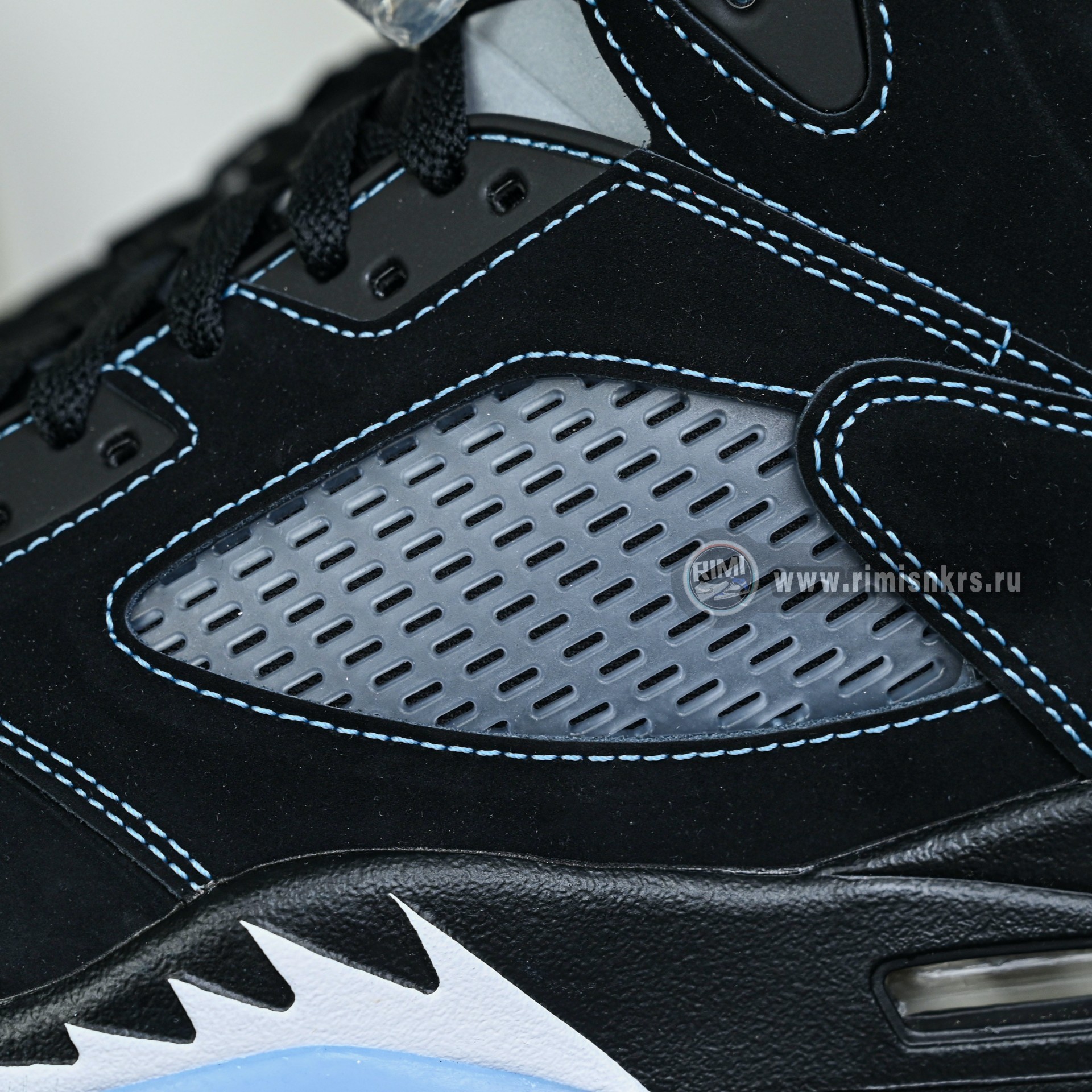 AIR JORDAN 5  BLACK/UNC  RETURNS  JUNE 2O  DD0587-008