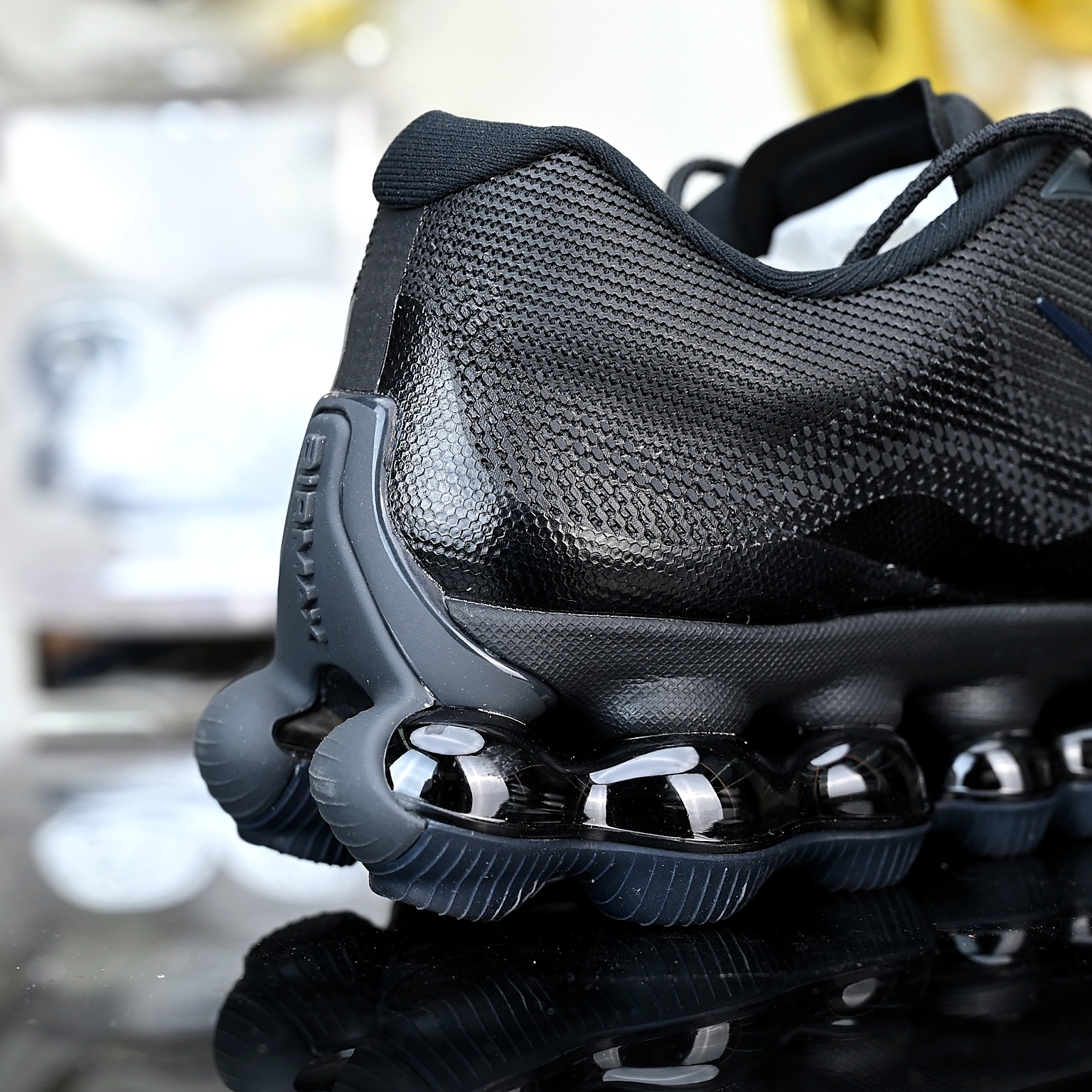 Nike Air Liquid Max SP Fragment Design Black Q8601-001