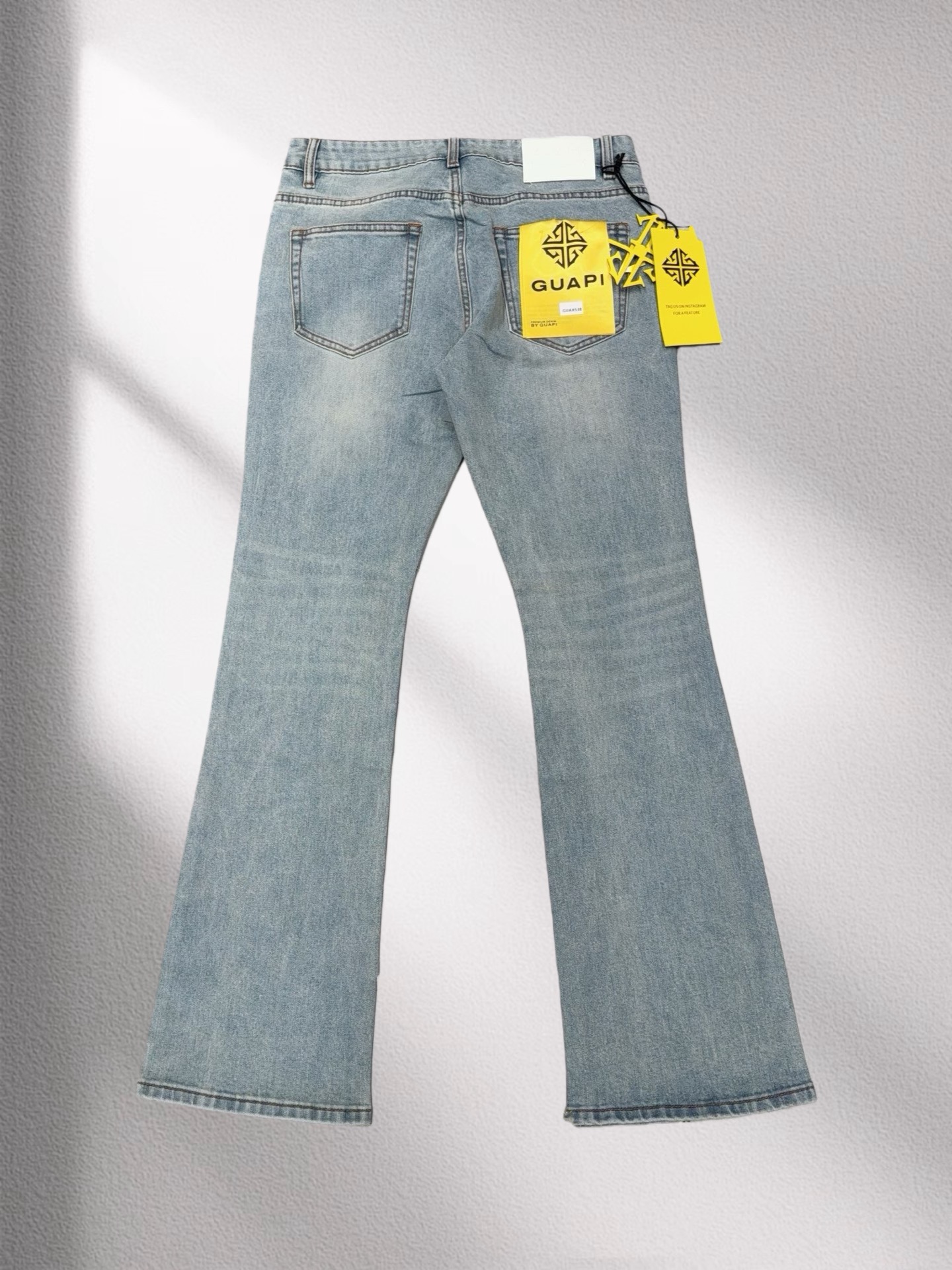 36_Guapi  Jeans