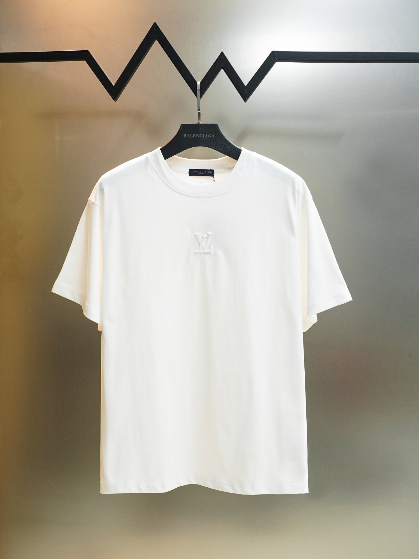 74_Louis Vuitton T-shirt