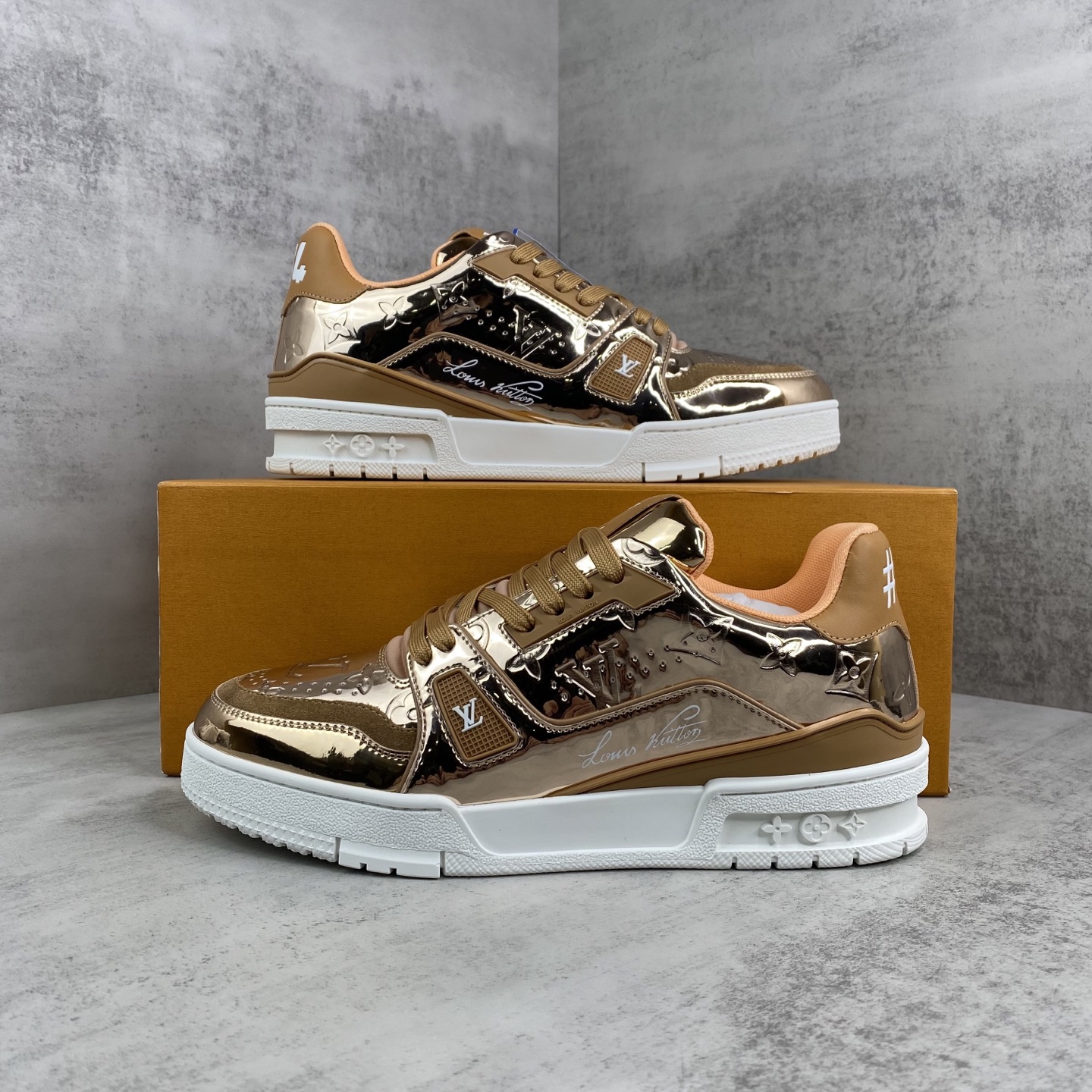 99_Louis Vuitton Shoes
