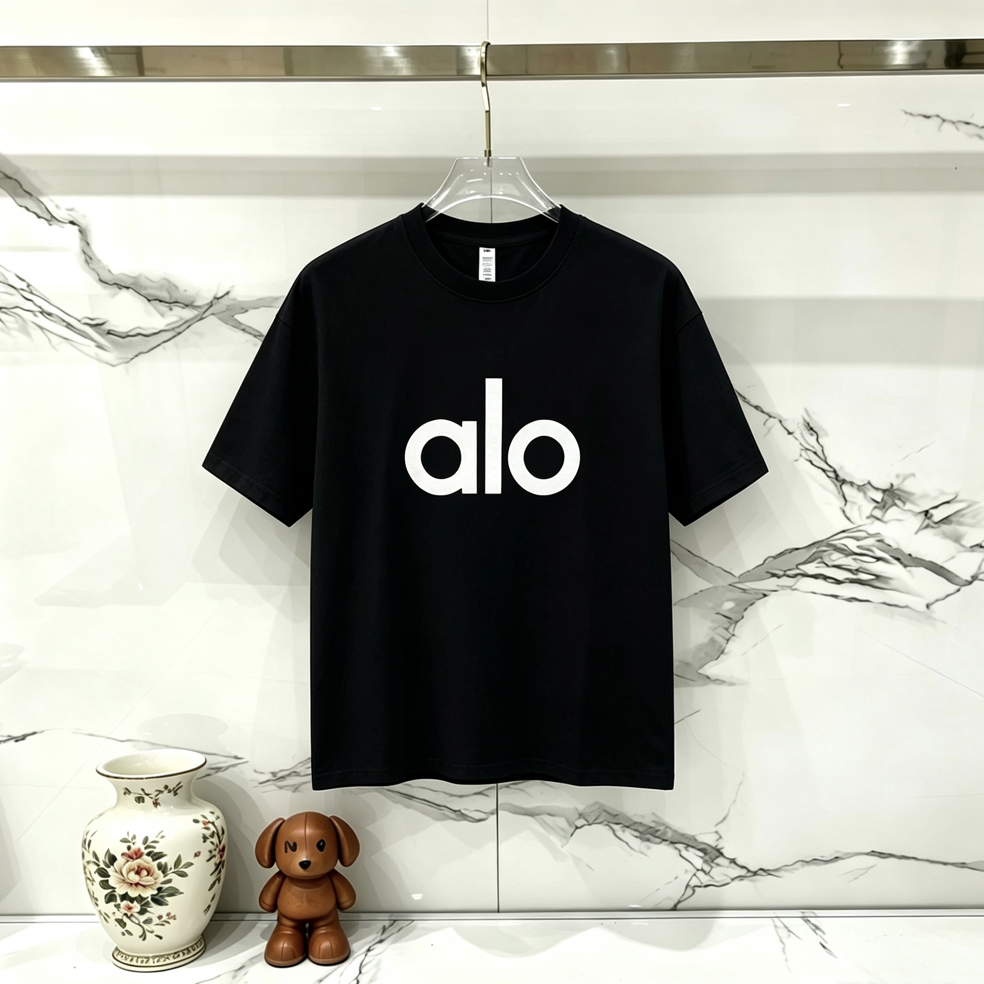 100_Alo T-shirt