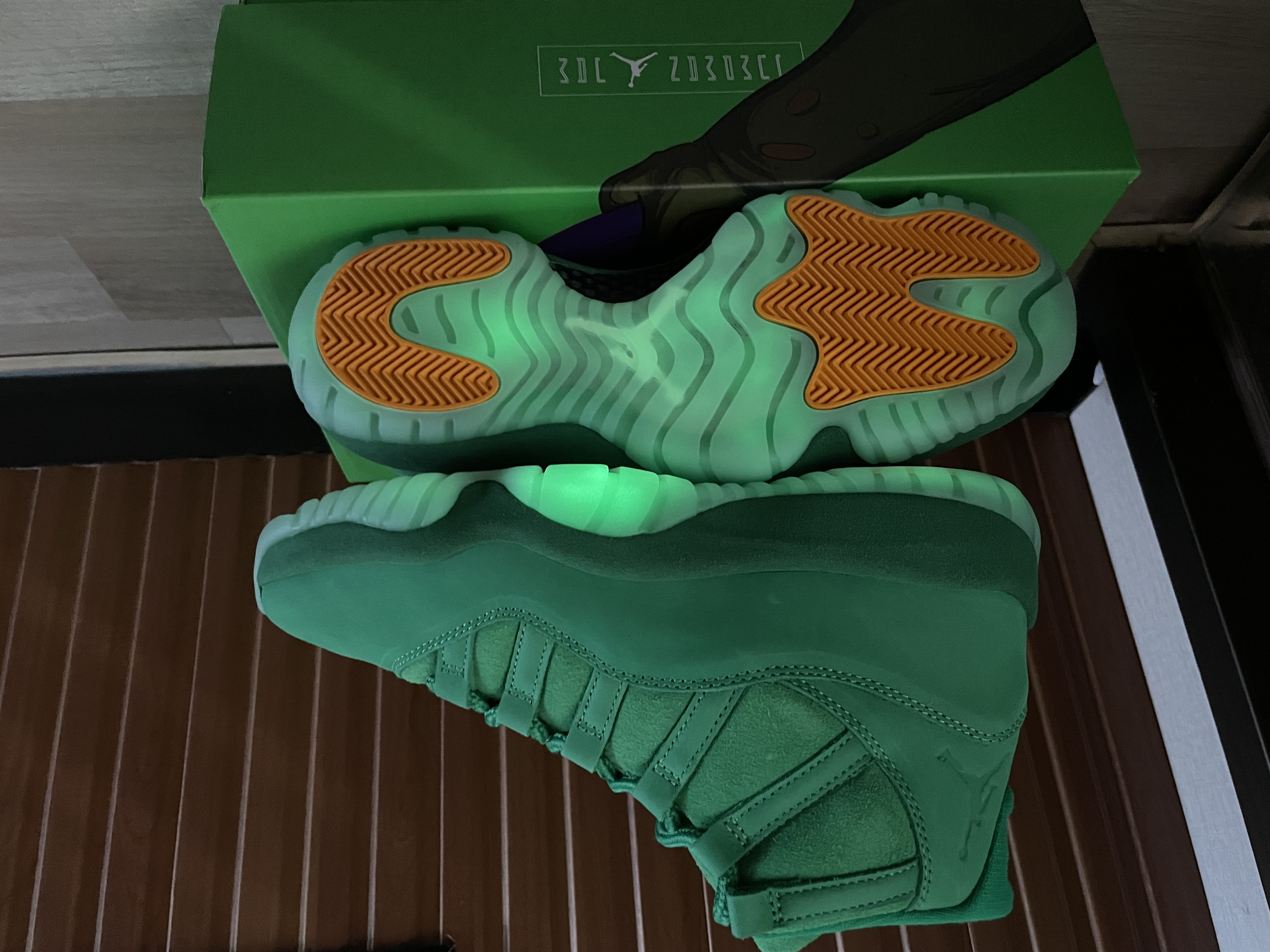 Air Jordan 11 Monstars GREEN SCREEN lQ5700-900