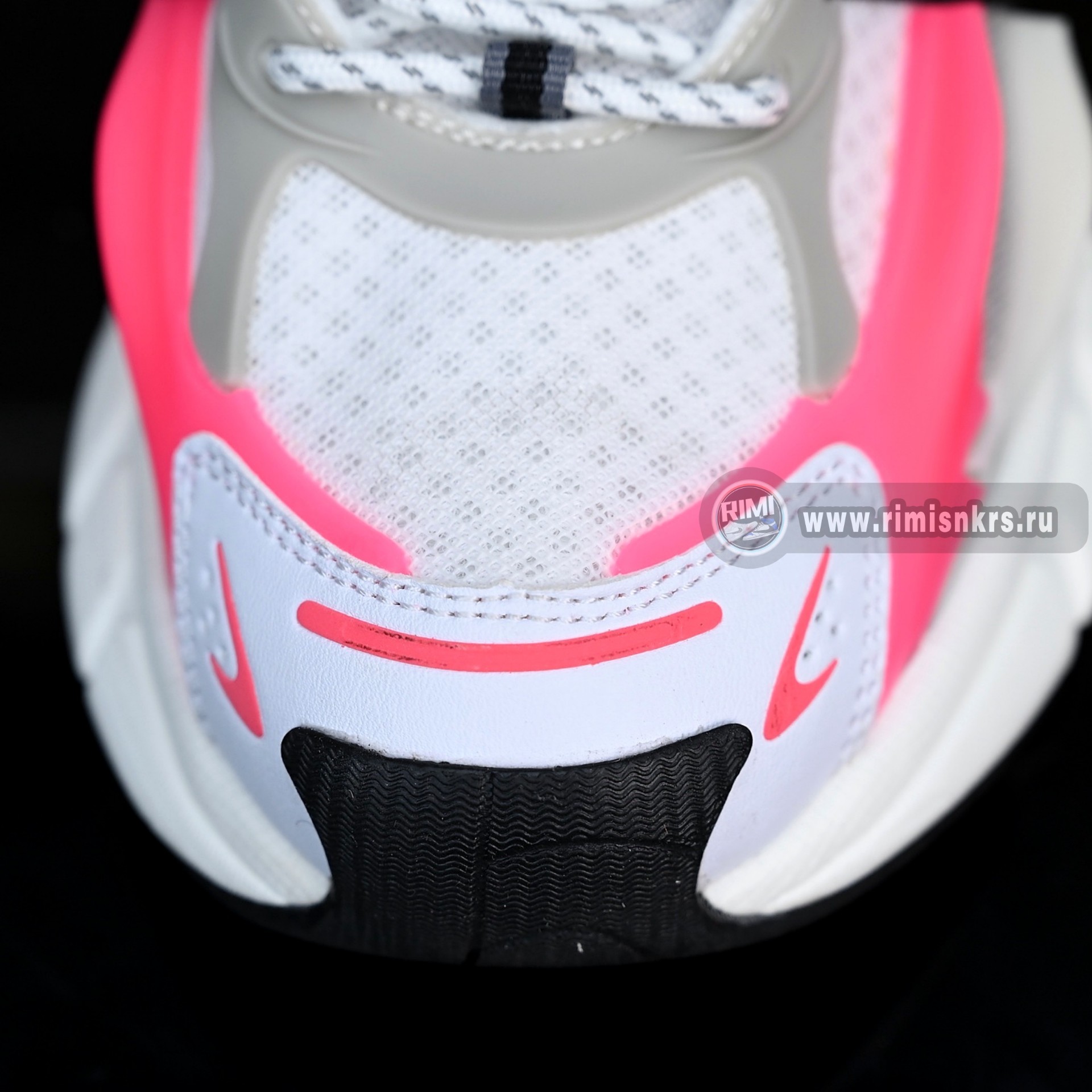 Adistar Jellyfish “PinkWhiteBlack” IG1738