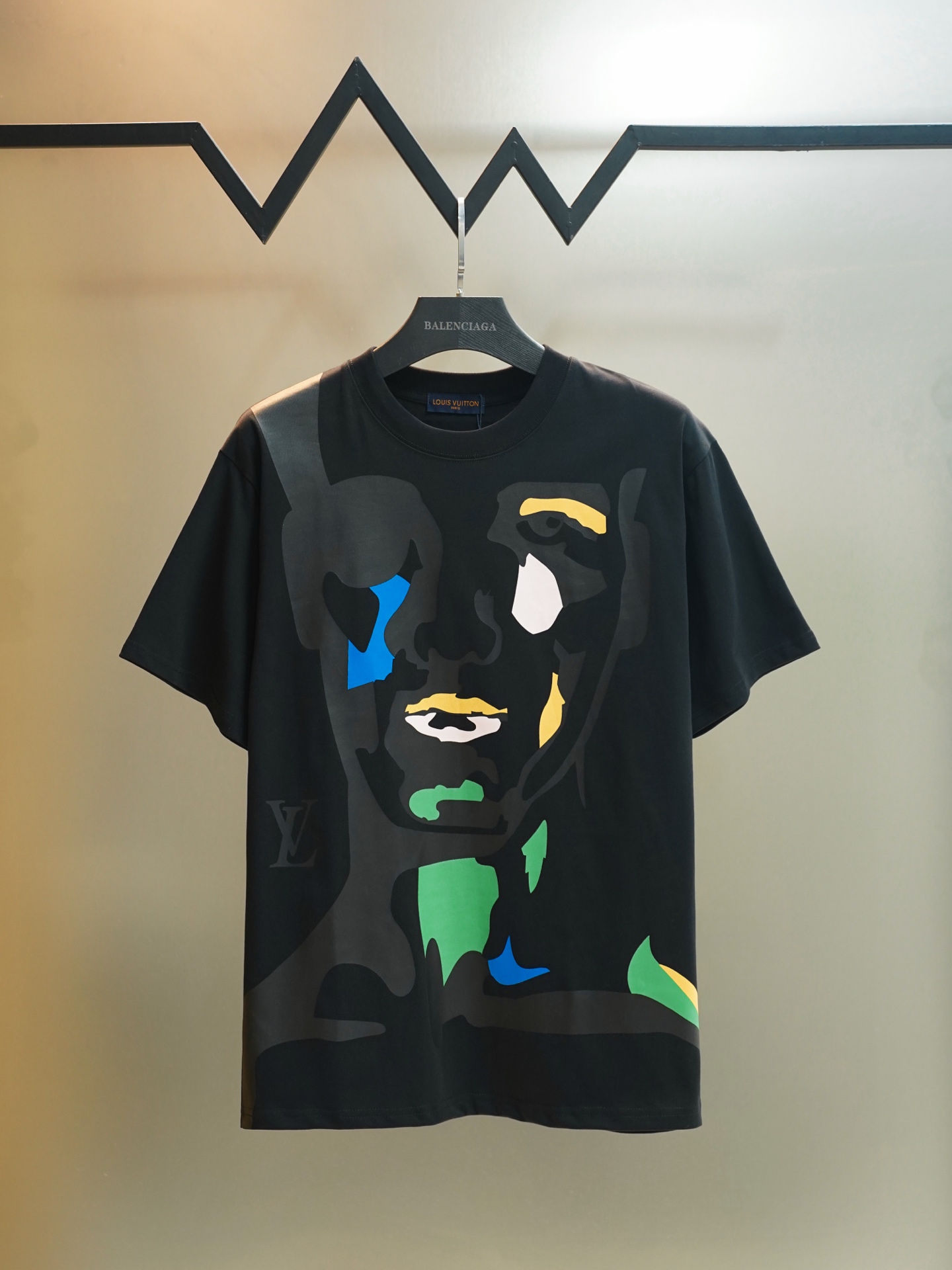77_Louis Vuitton T-shirt