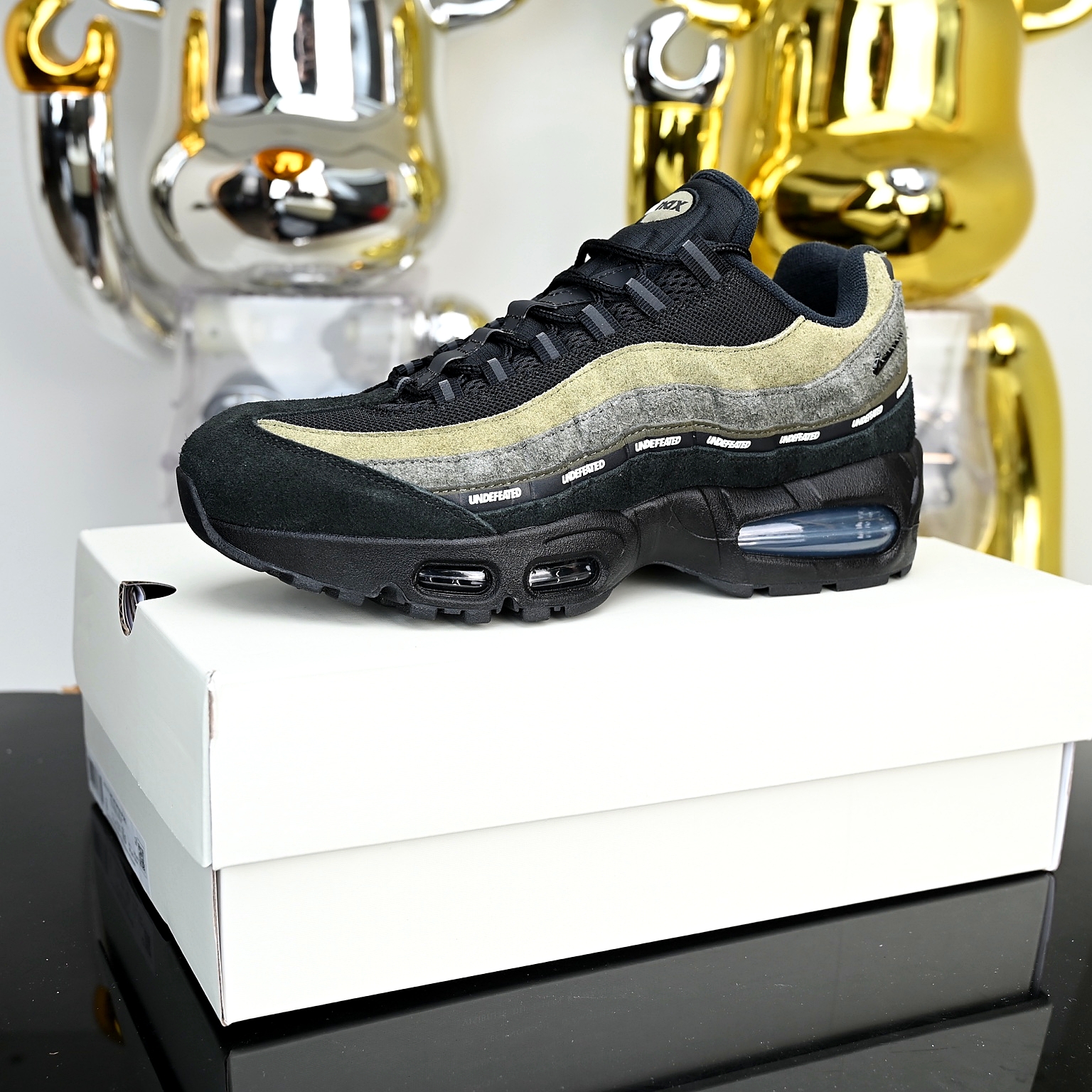 Nike Air Max 95 x Undefeated Black Olive IB4523-200
