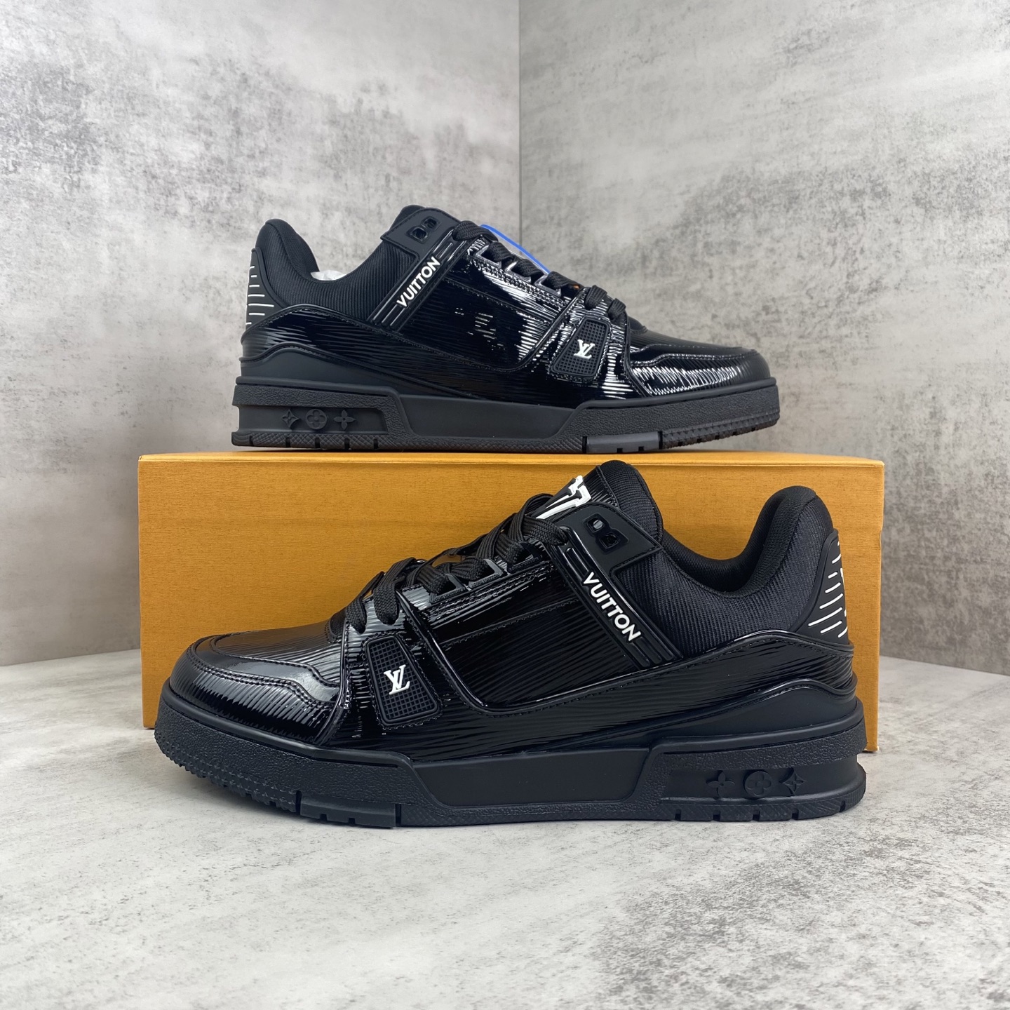 92_Louis Vuitton Shoes