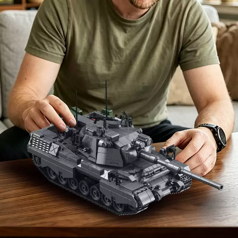 12GO 97055 LEOPARD 1 MEDIUM TANK - YWOBB