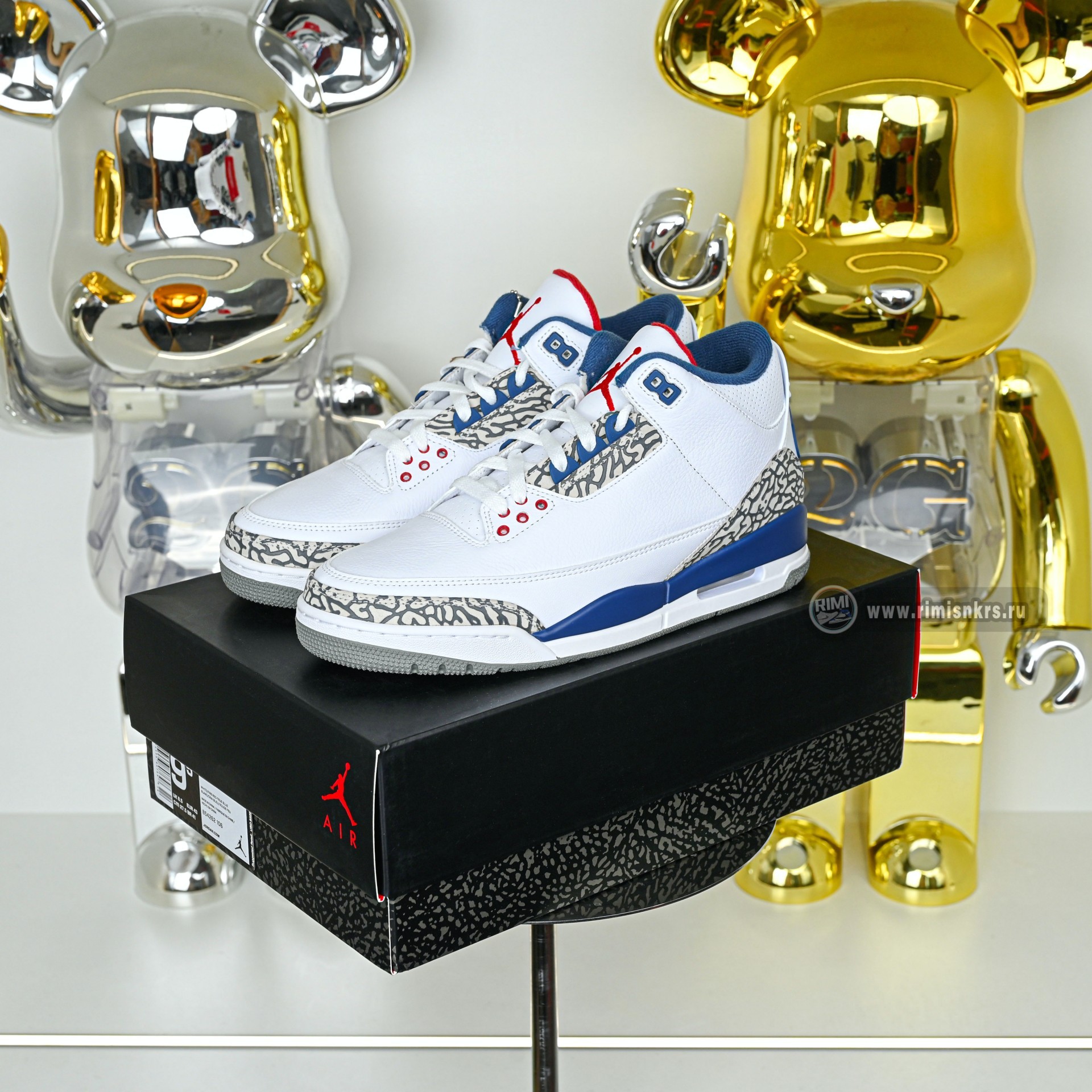 Air Jordan 3 True Blue