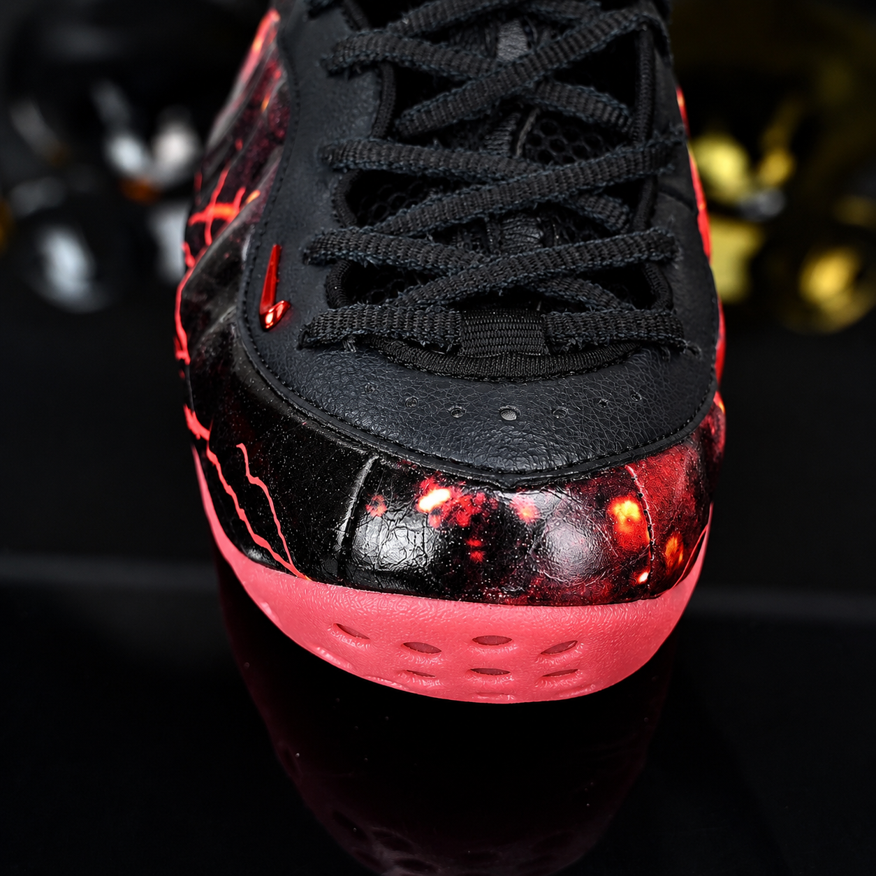 Nike Air Foamposite One Premium x Stranger Things Mind Flayer IR7336-001
