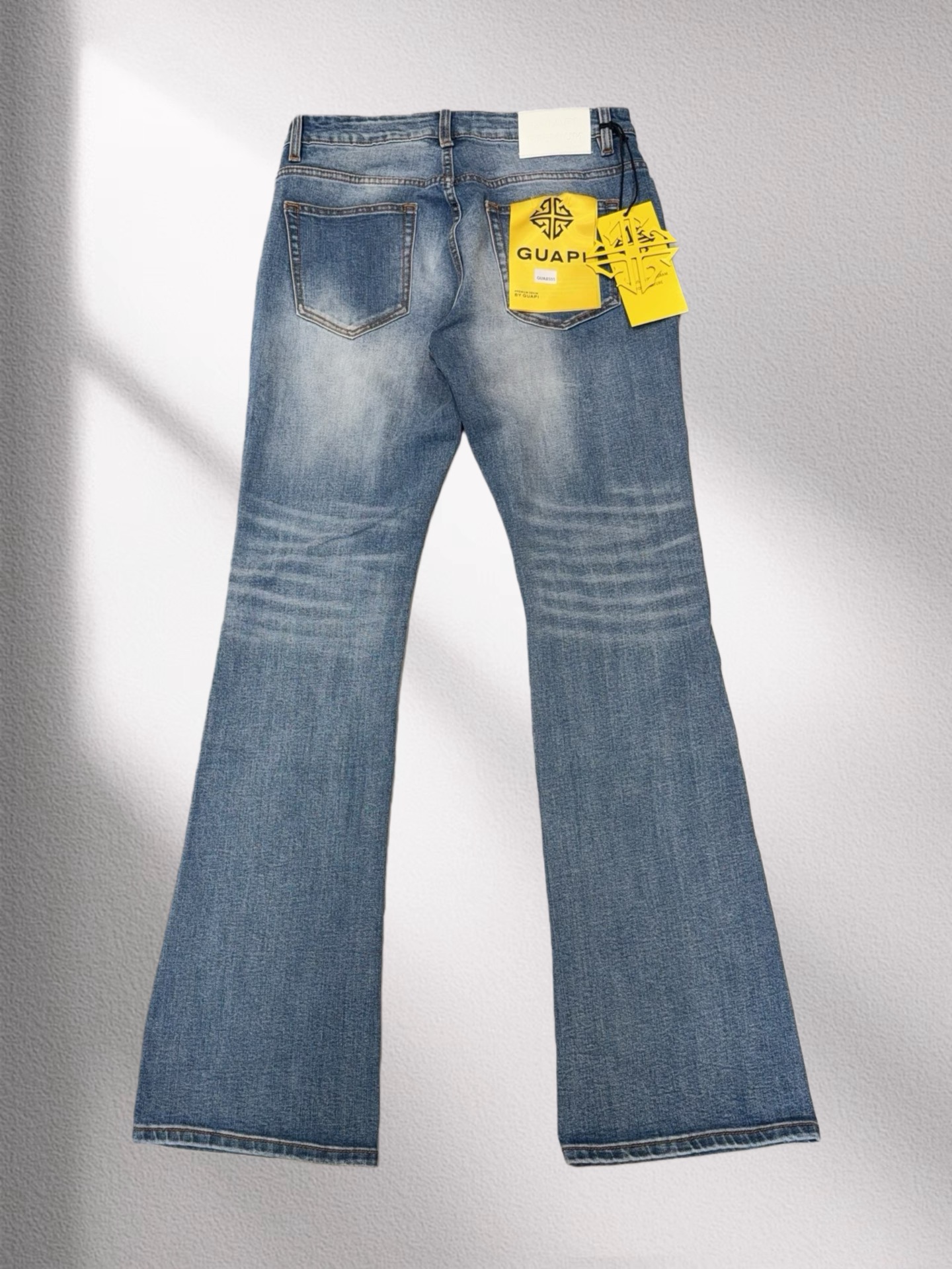 117_Guapi  Jeans
