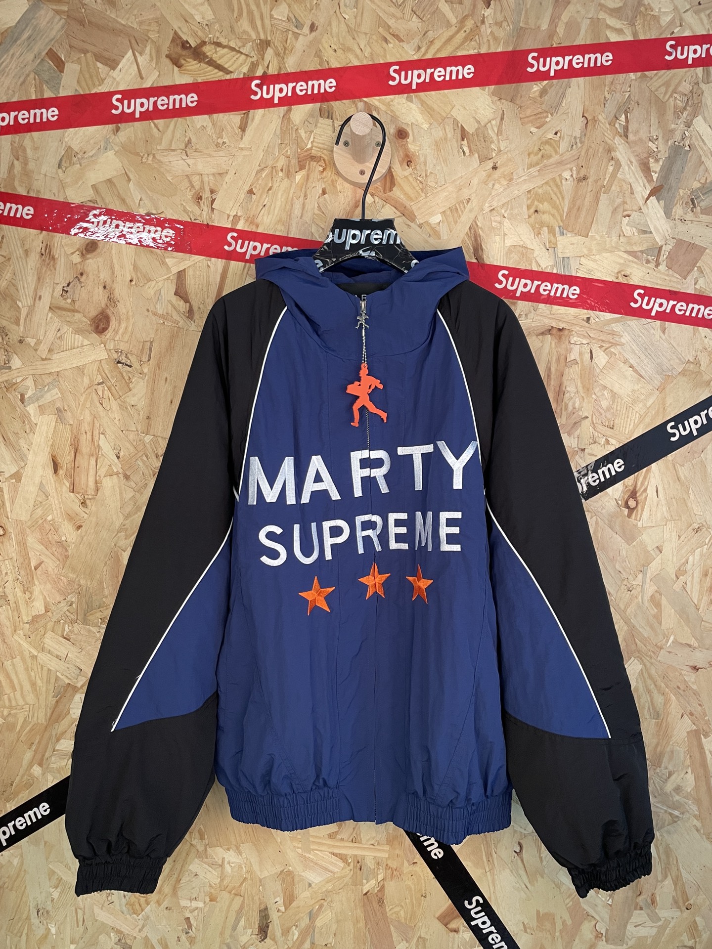 8_Supreme Jacket