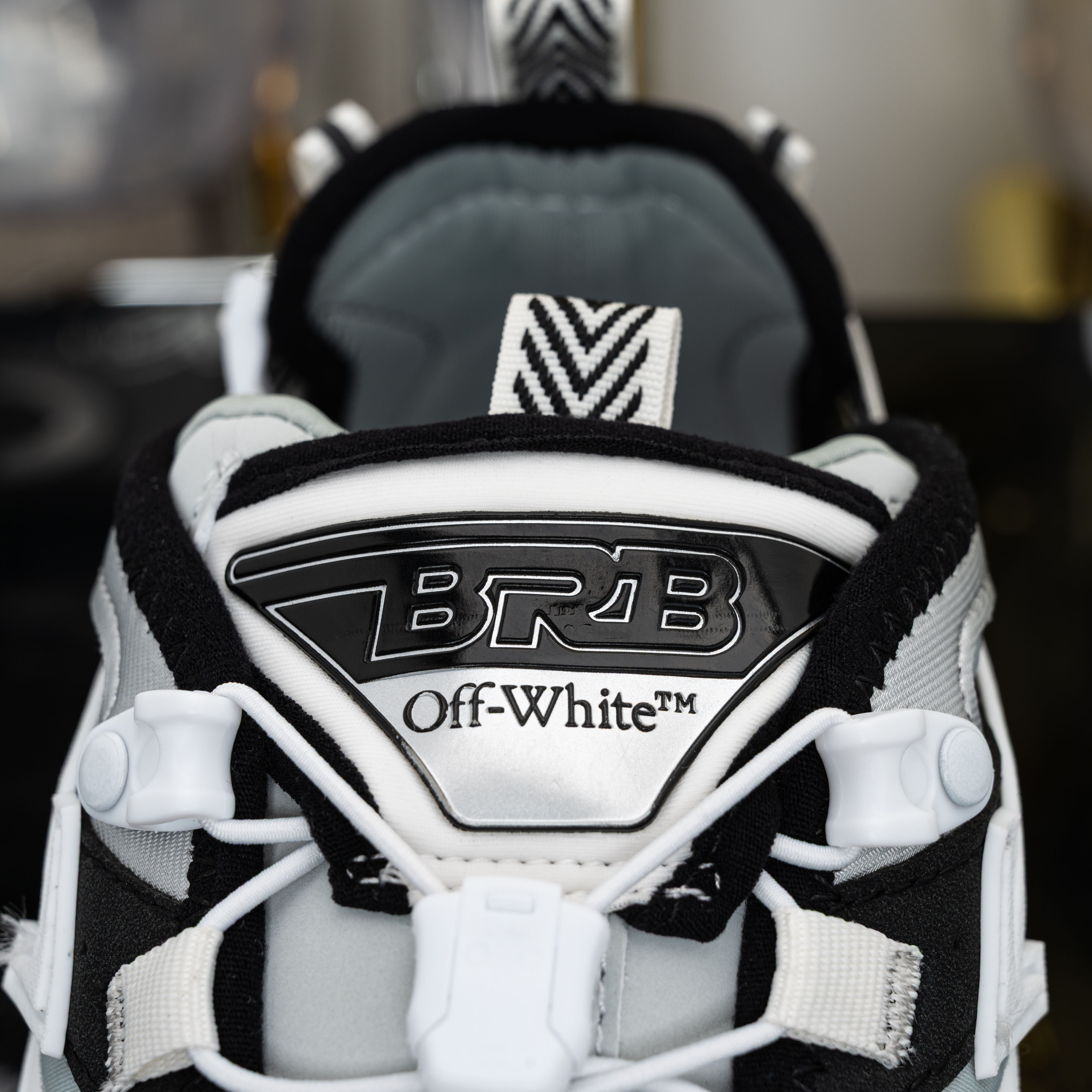 Off-White Be Right Back OMIA29S22RBF0027210