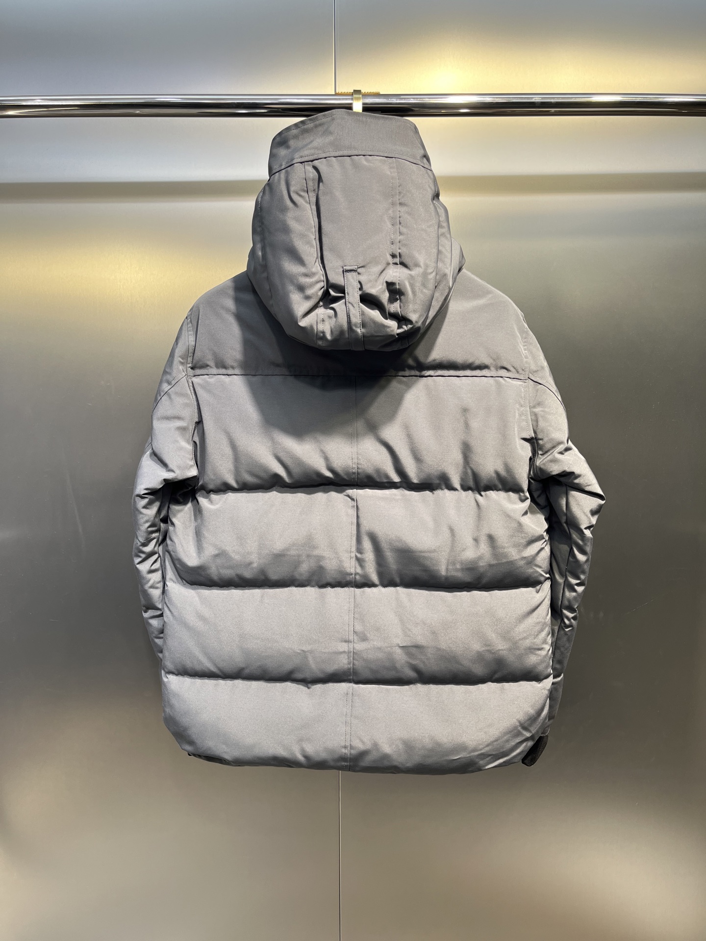 30_Canada Goose Down Jacket