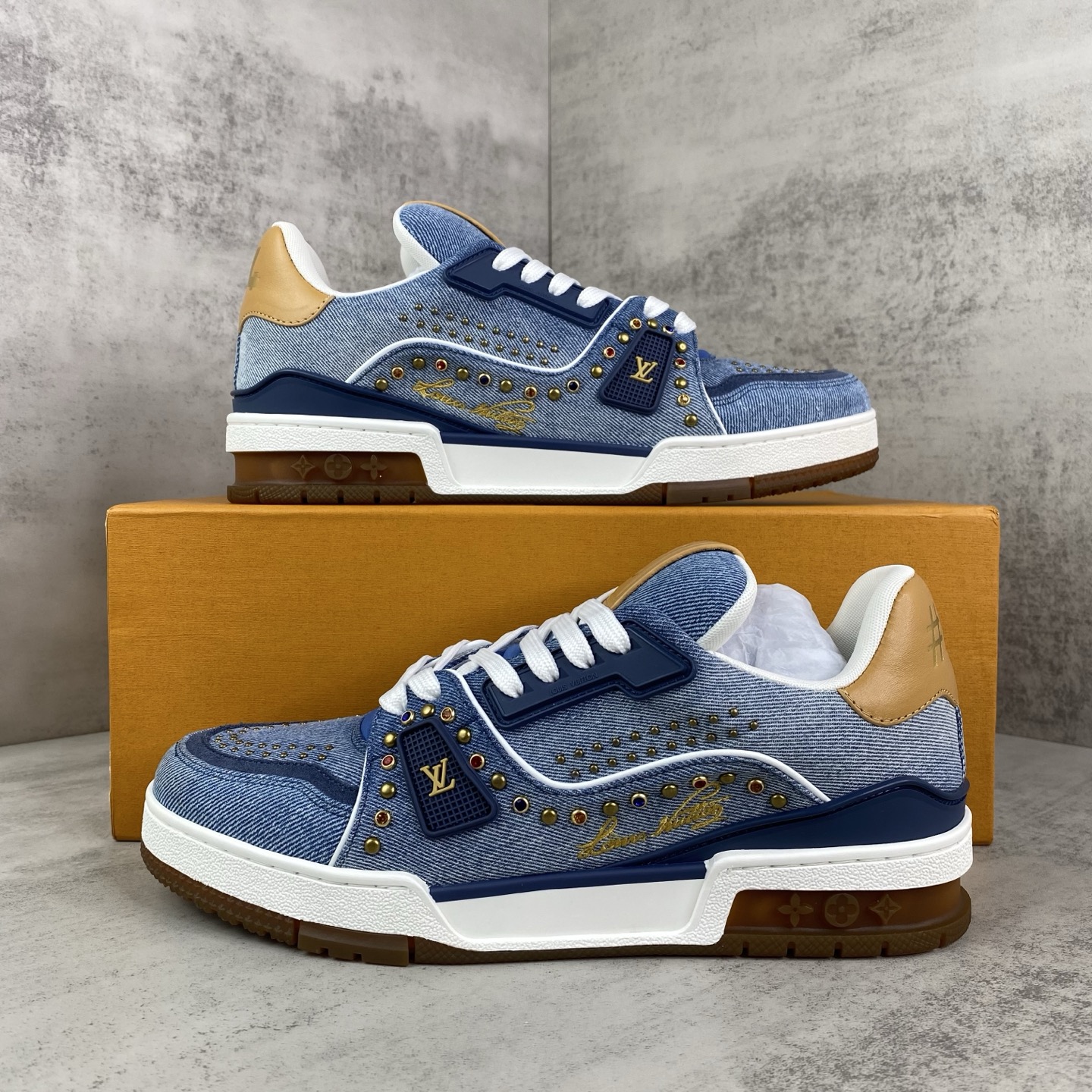 88_Louis Vuitton Trainer Shoes