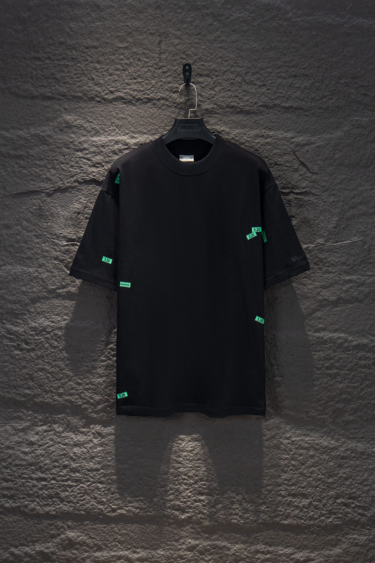25_Balenciaga T-shirt