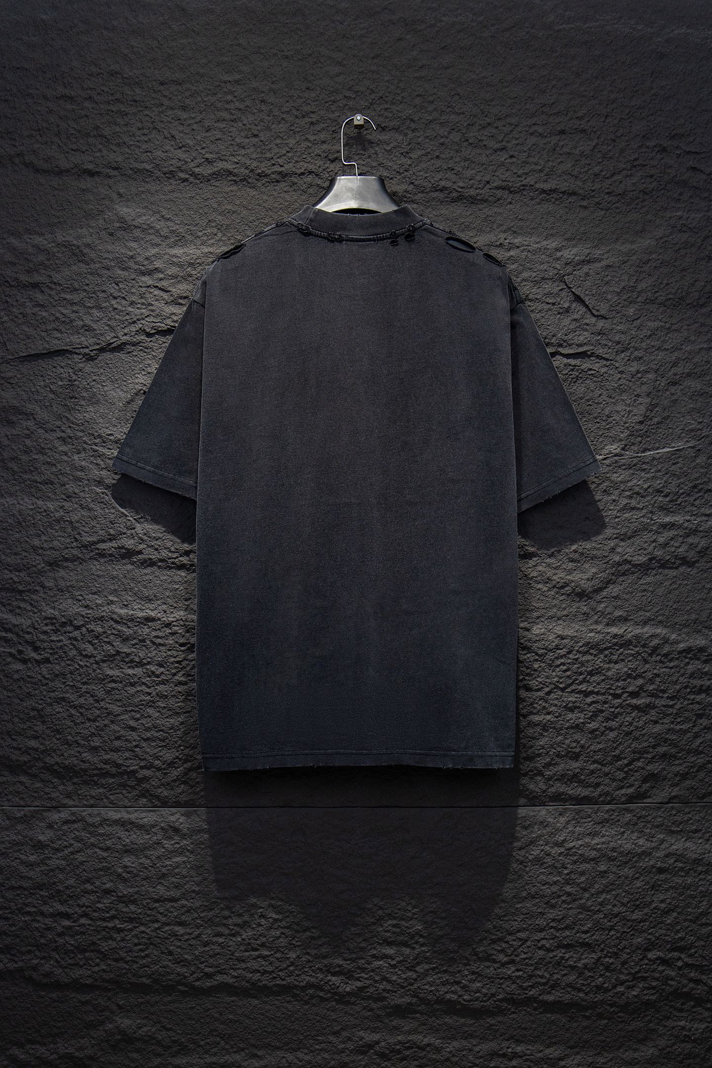28_Balenciaga T-shirt