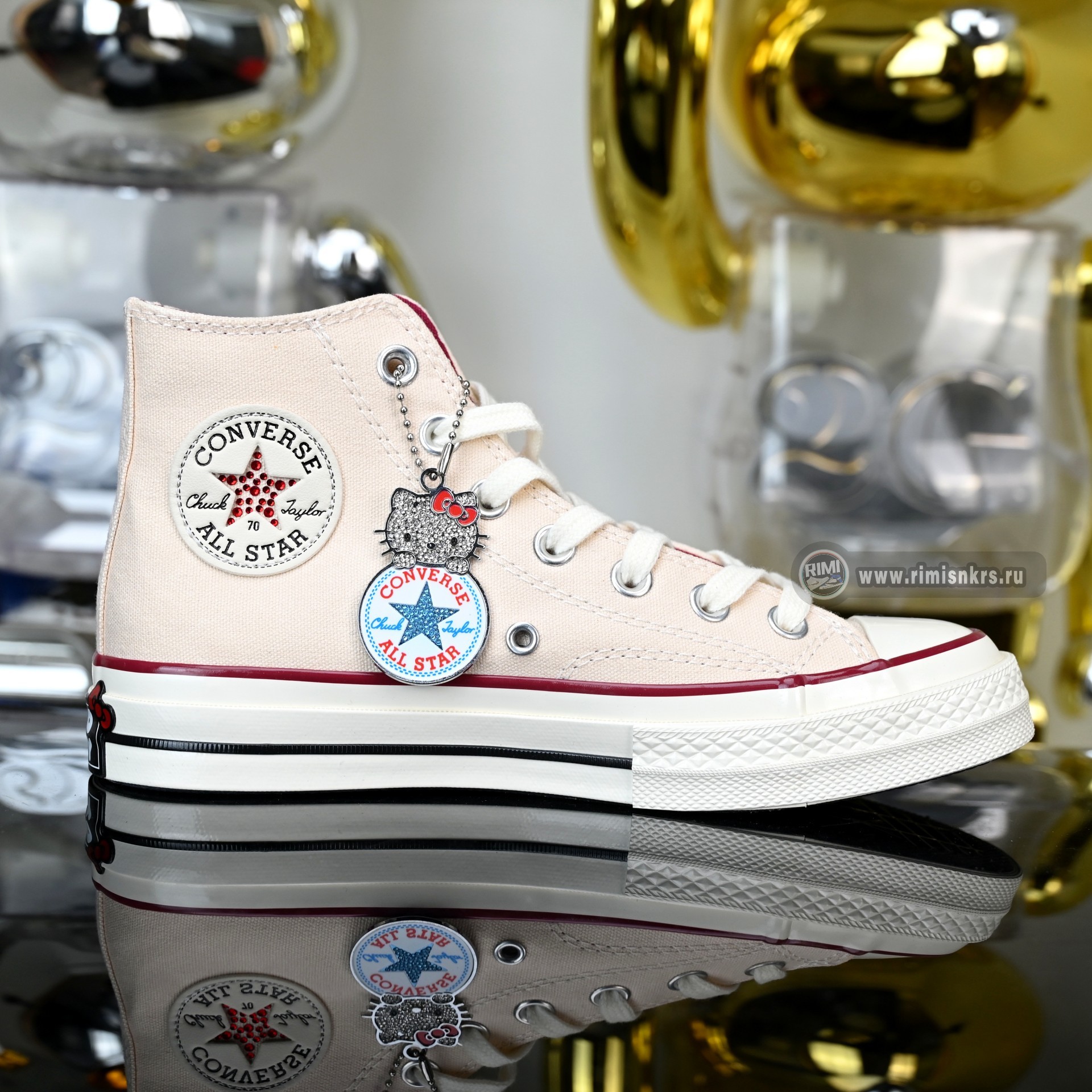 Converse xHello Kitty x Swarovski Chuck 70  A17695C