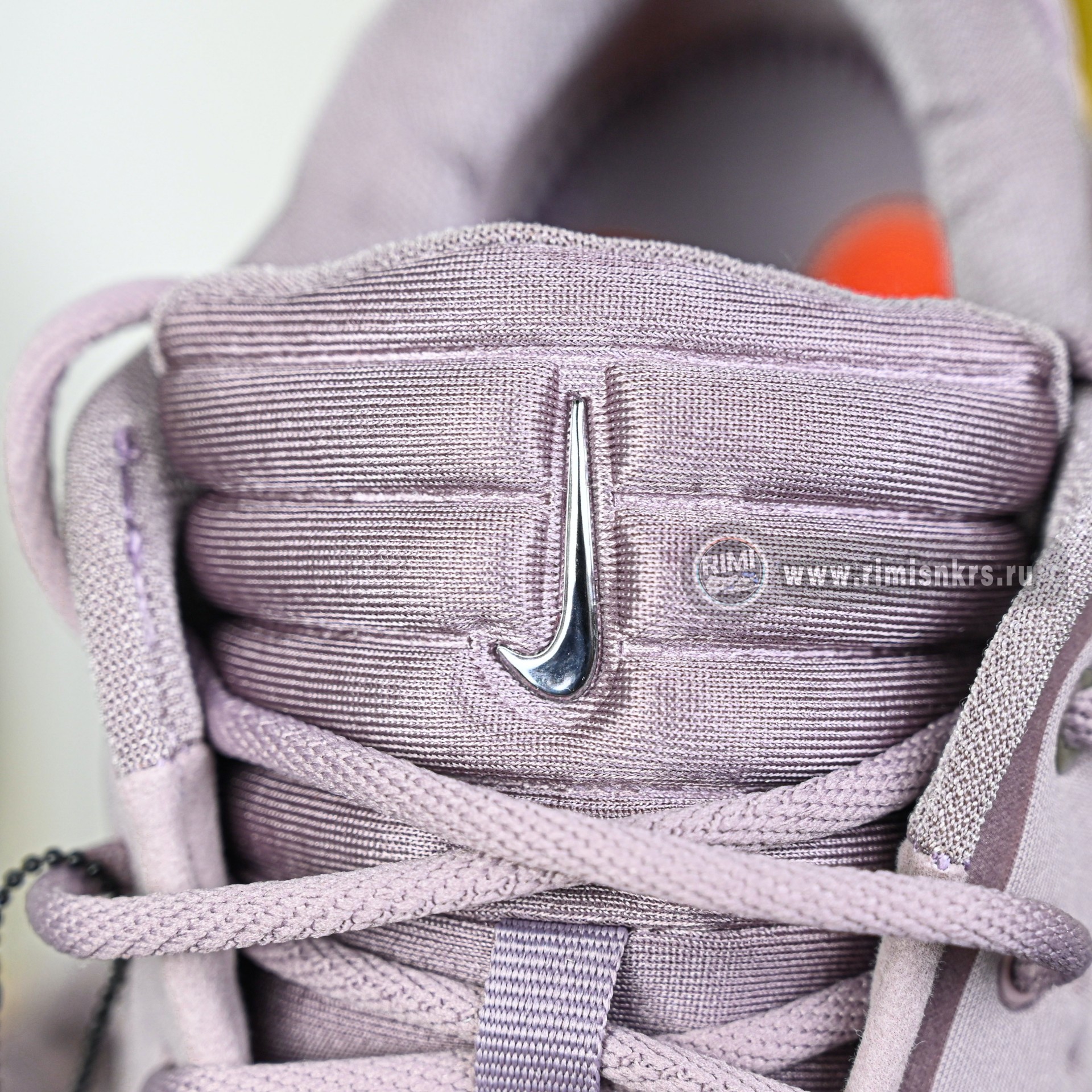 Nike Mind 002  HQ4310-200