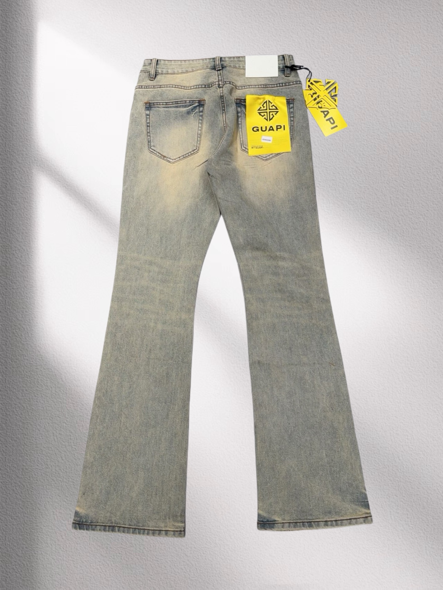 34_Guapi  Jeans