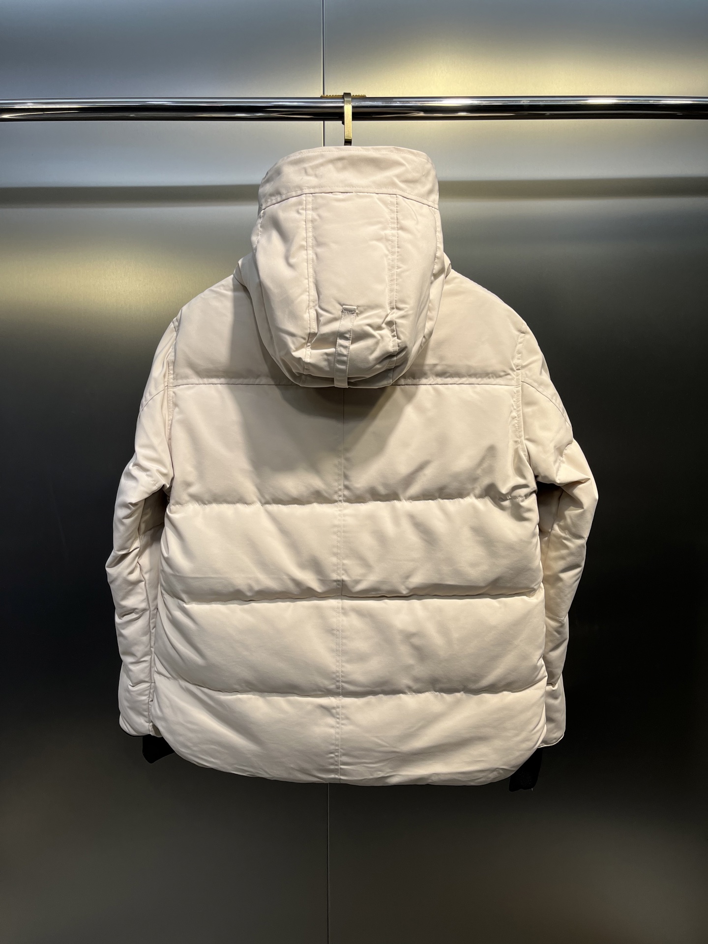 30_Canada Goose Down Jacket