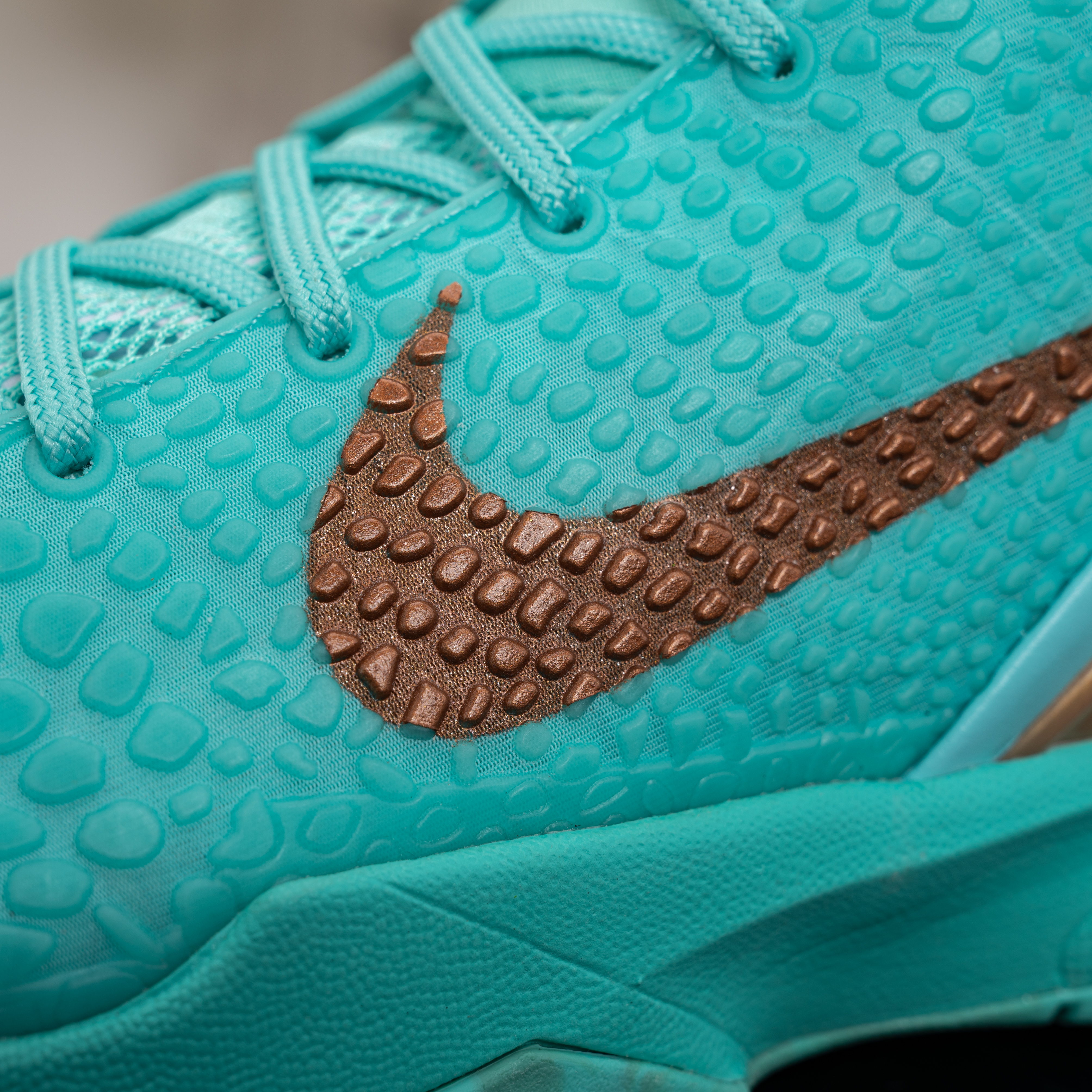 Jalen Brunson x Nike Zoom Kobe 6 Protro Statue of Liberty PE  IQ5774-300