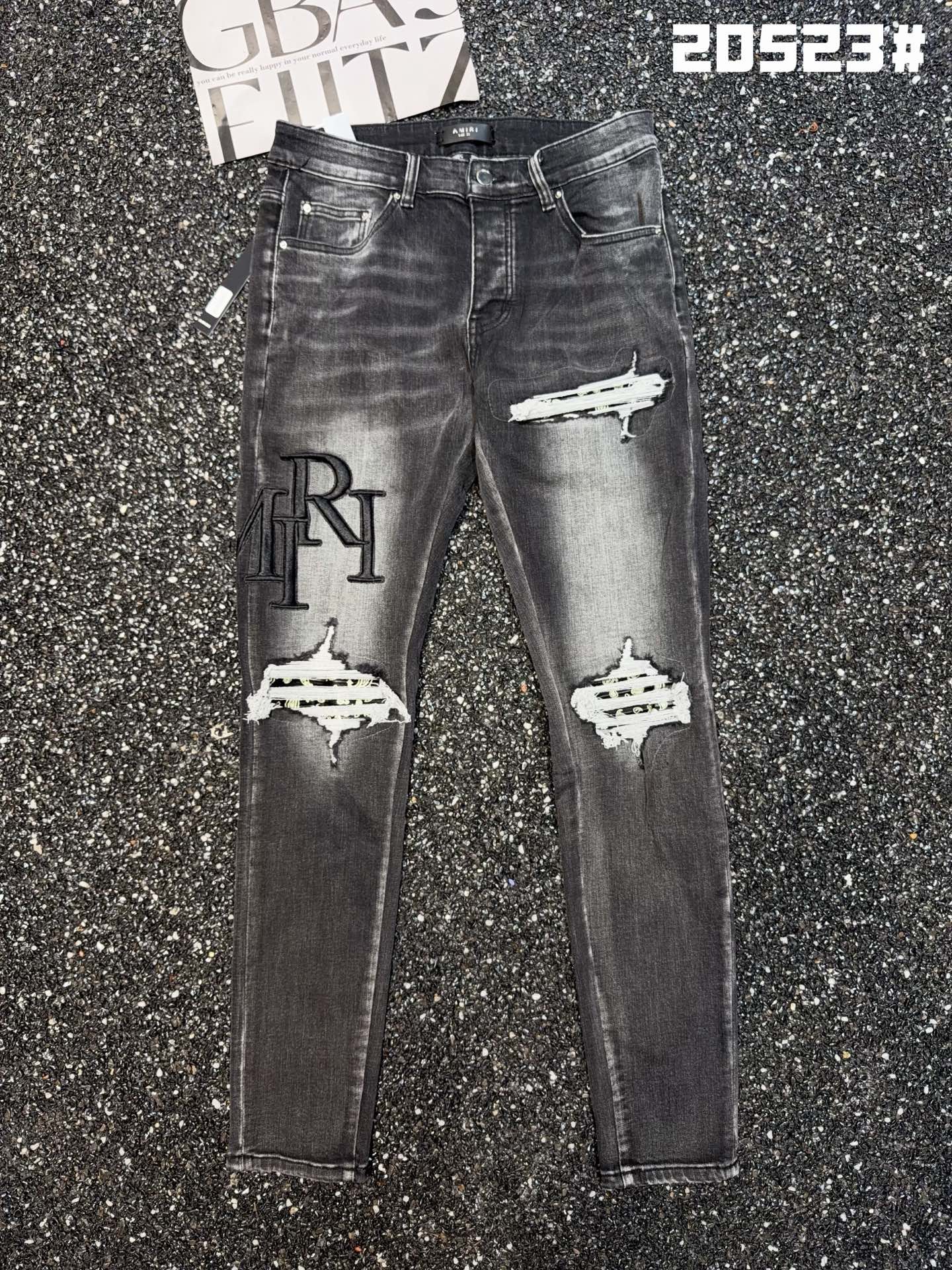 89_Amiri Jeans