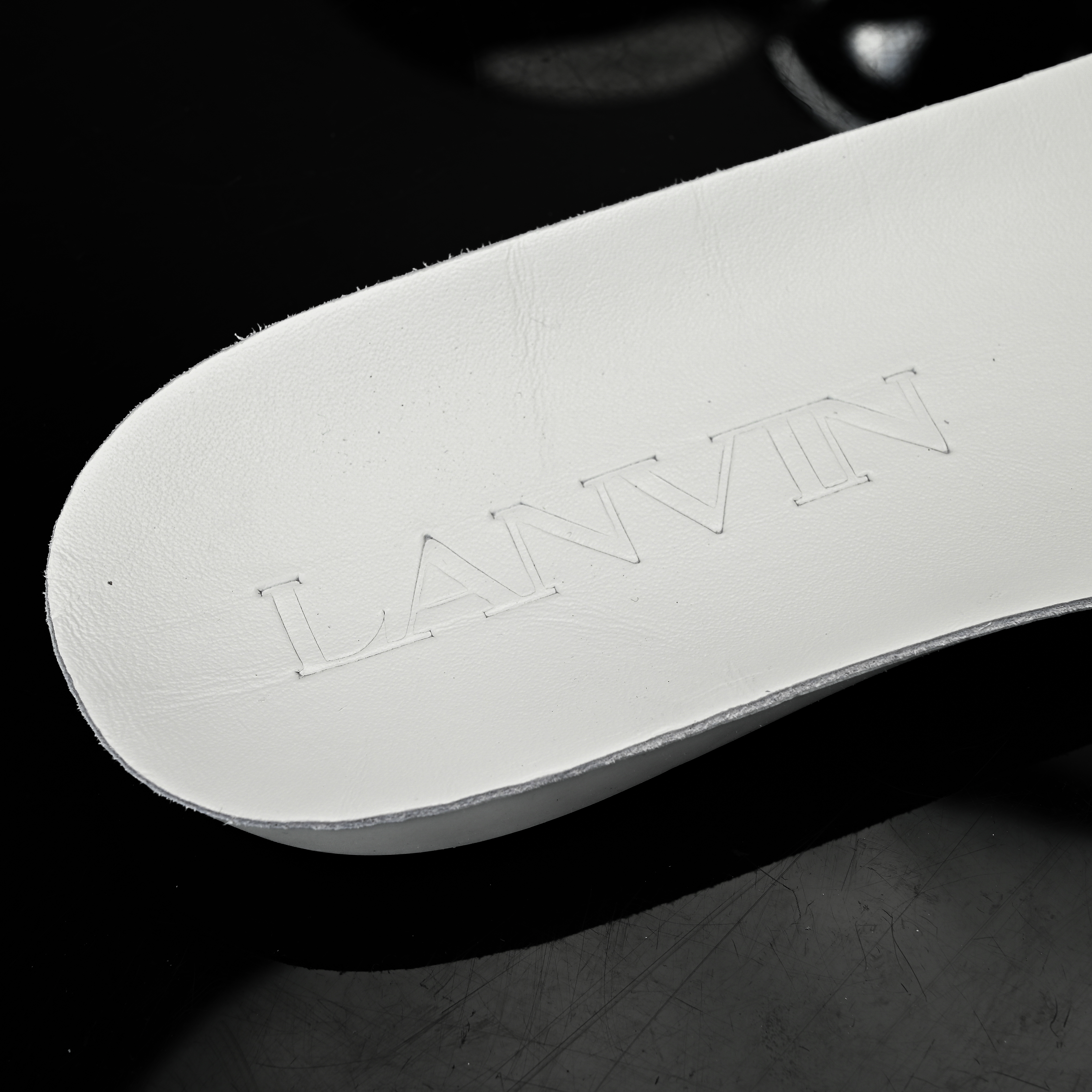 Lanv*n Curb FM-SKRK11-DRAG-H220040