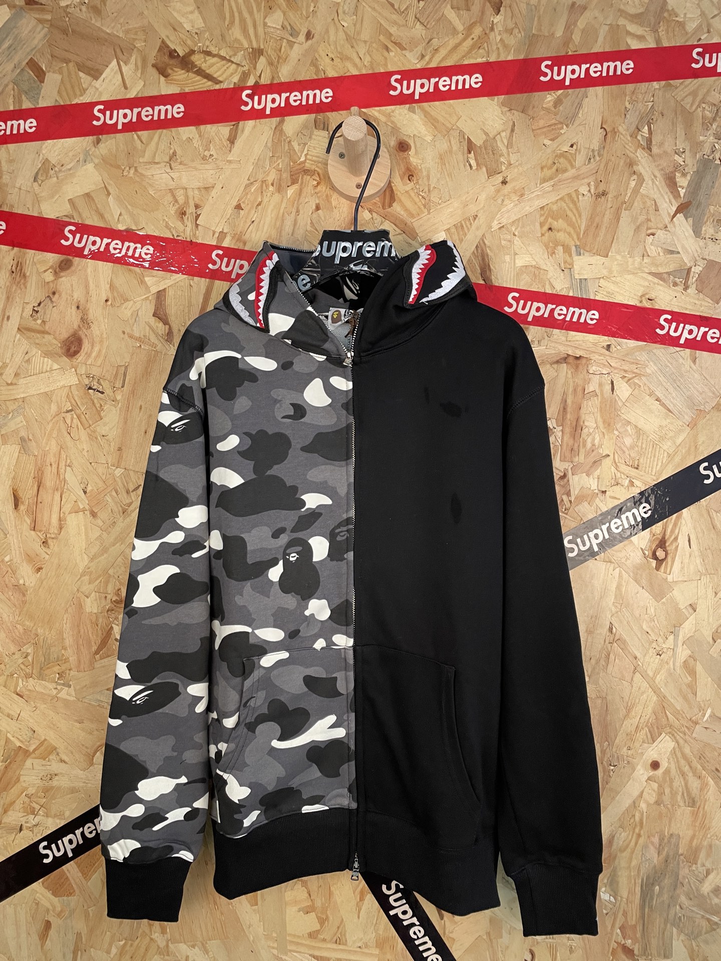 84_Bape Hoodie