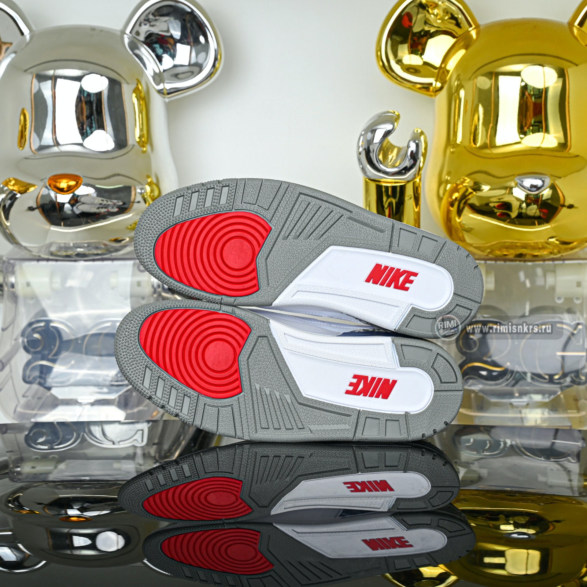 Air Jordan 3 True Blue