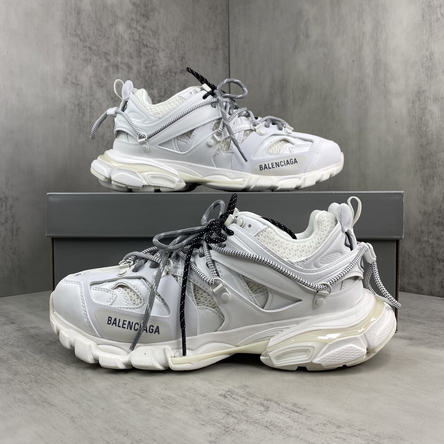 2_Balenciaga Shoes