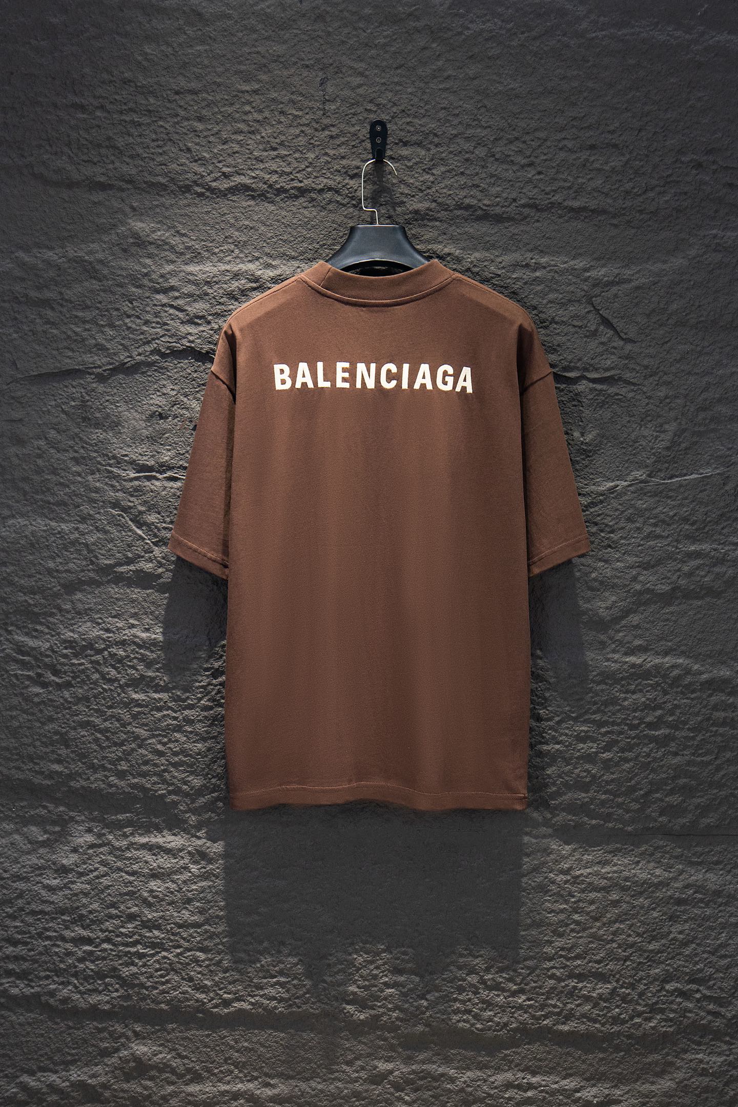 26_Balenciaga T-shirt