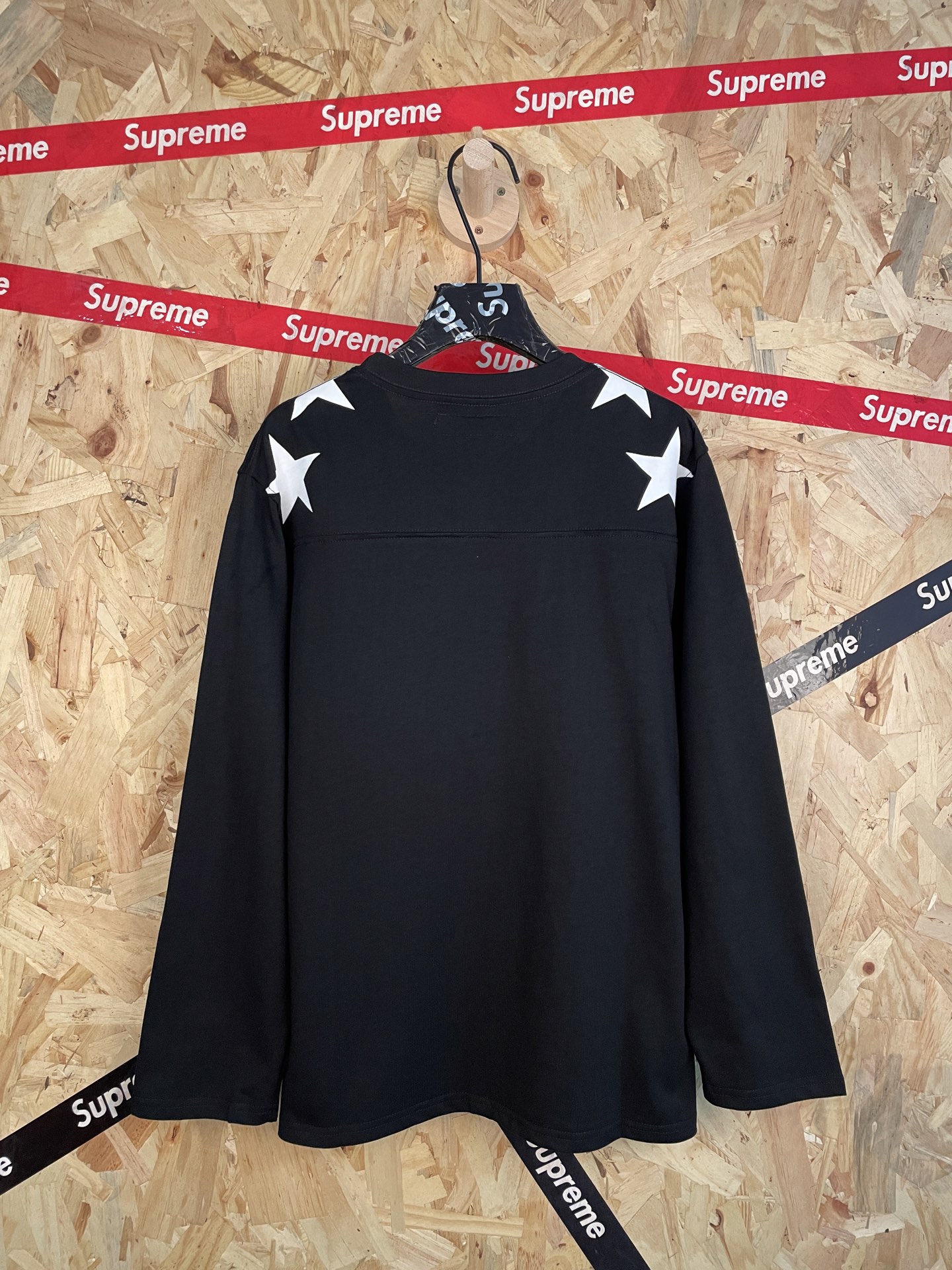 16_Supreme Long Sleeves