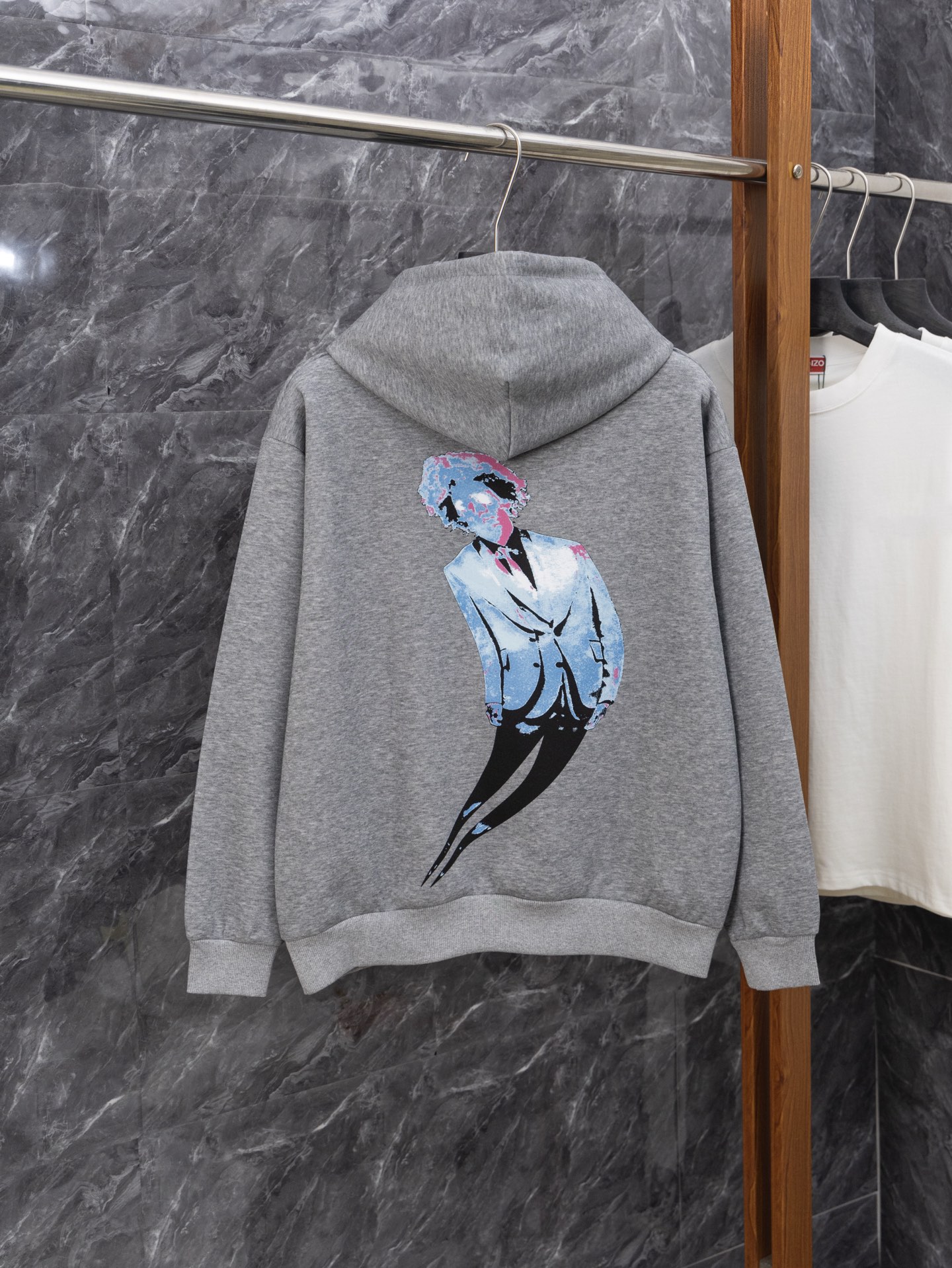 87_Louis Vuitton Hoodie