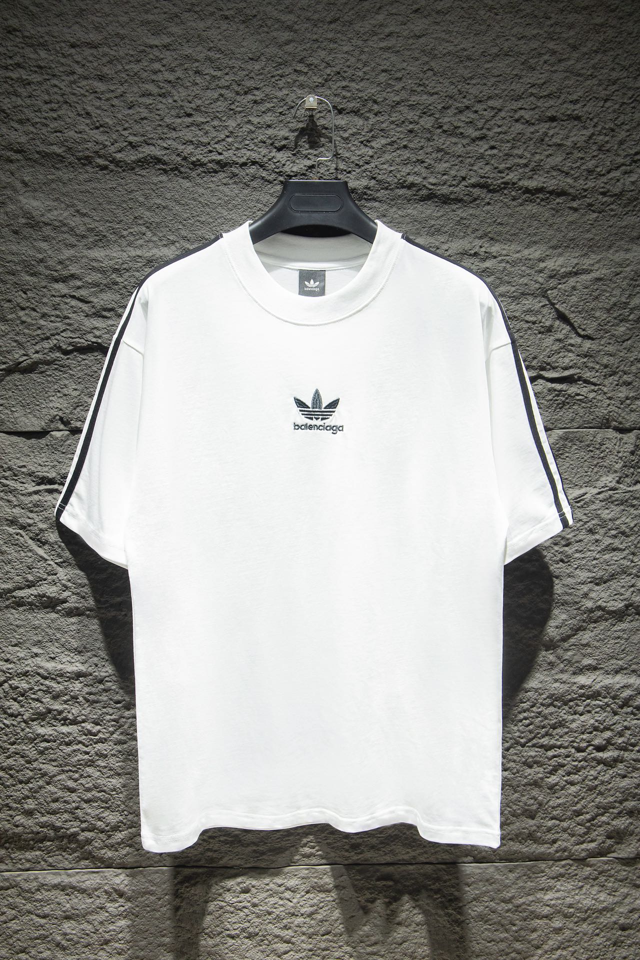 30_Balenciaga T-shirt