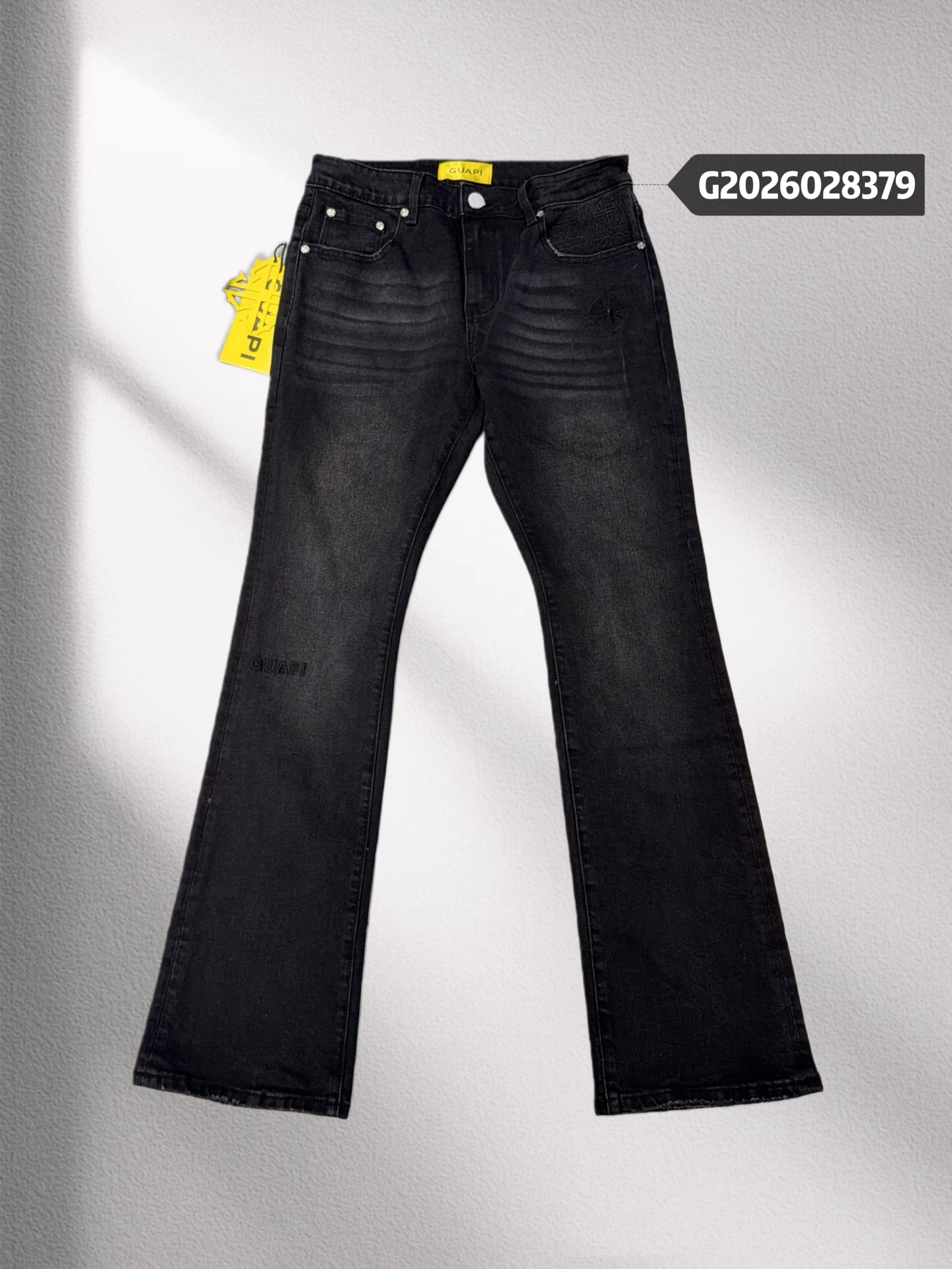 35_Guapi  Jeans