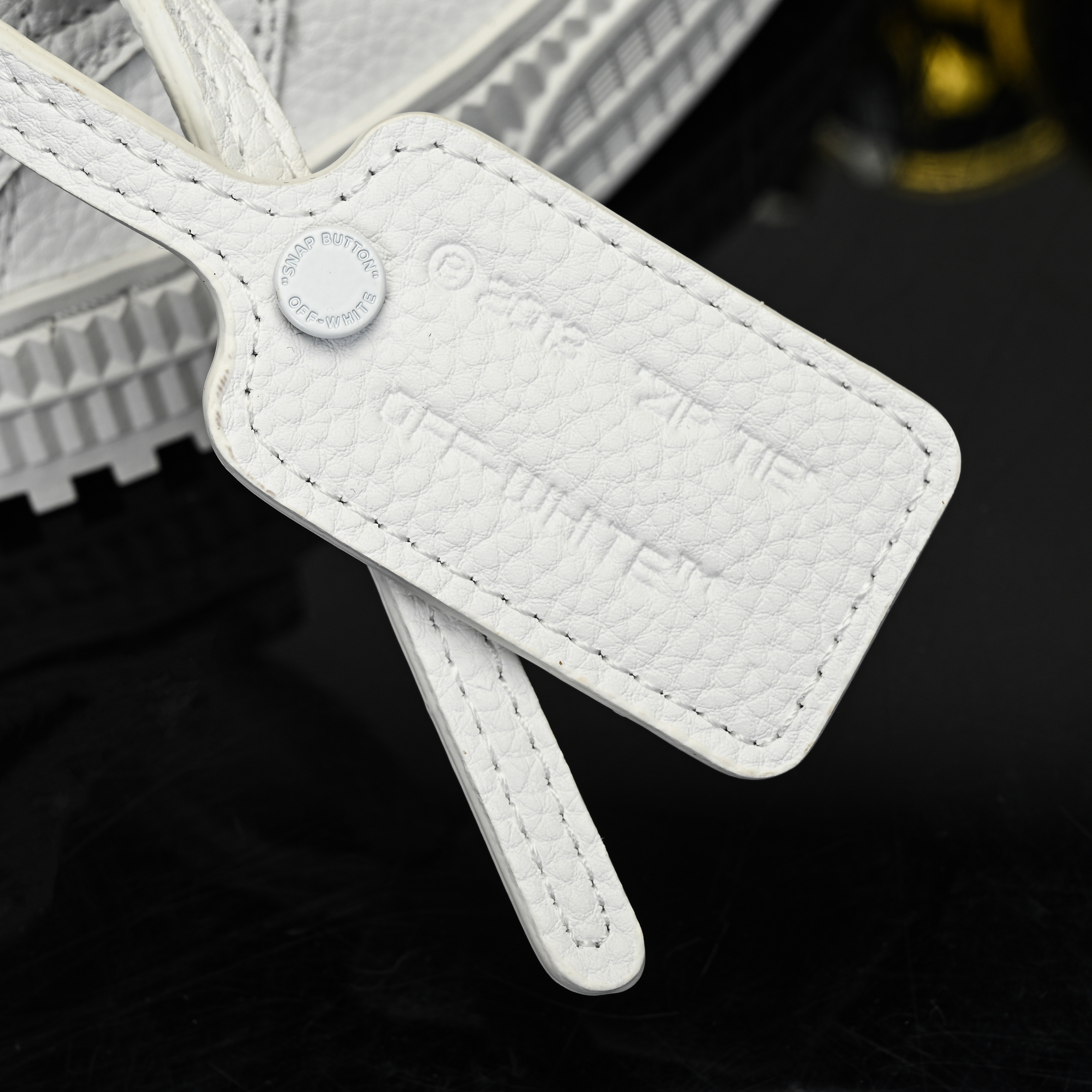 OFF-WHITE OUT OF OFFICE OMIA29CK99LEA0020110