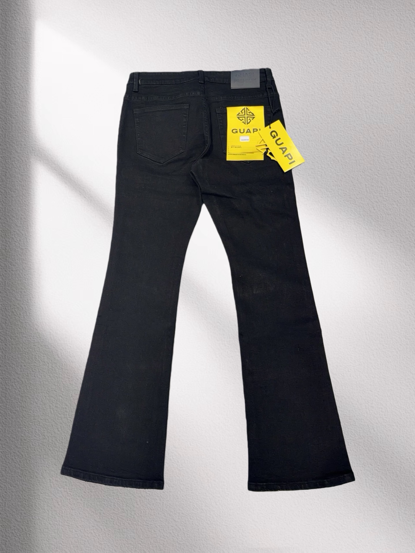 111_Guapi  Jeans