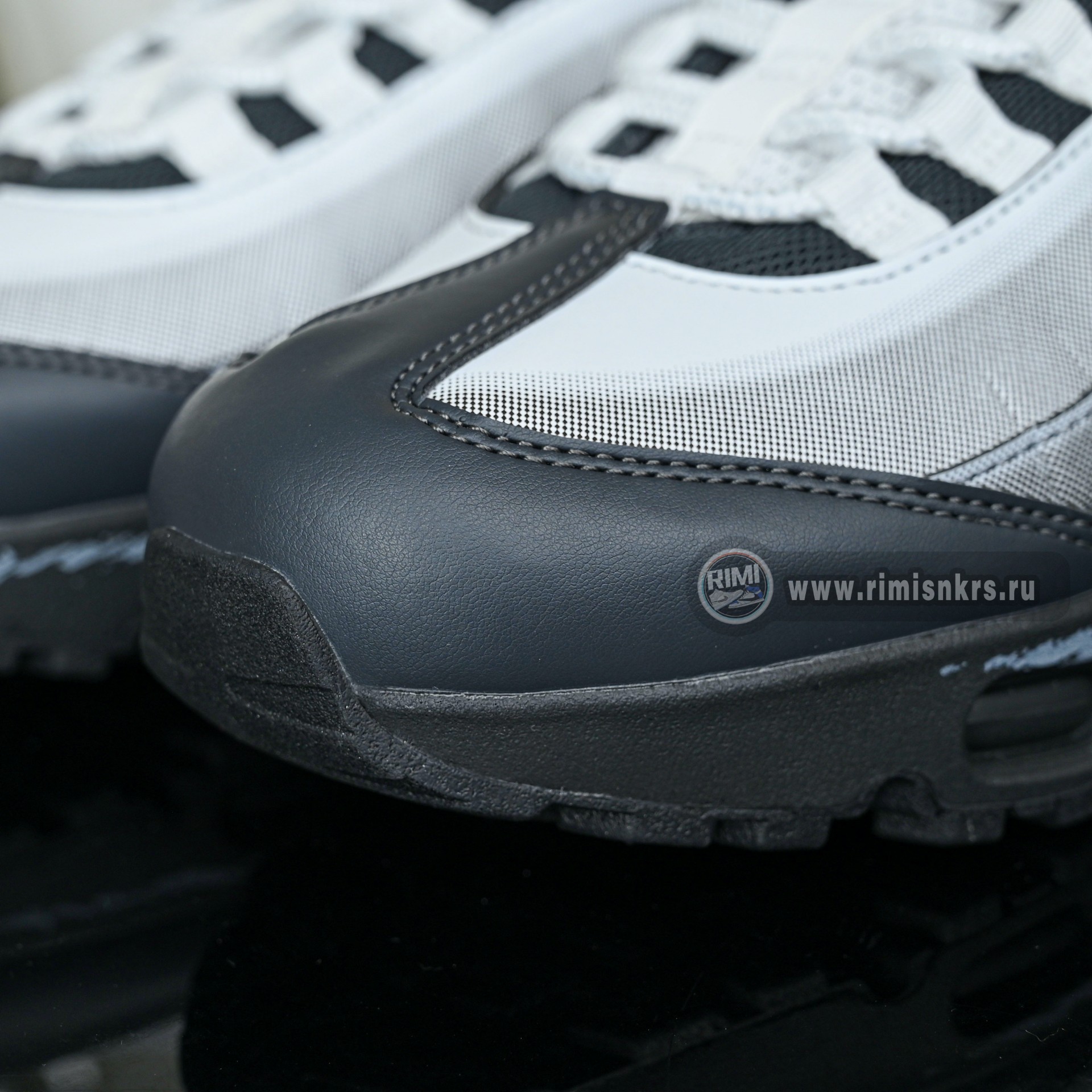 Yu-Gi-Oh! x Nike Air Muscle 95 II7404-100